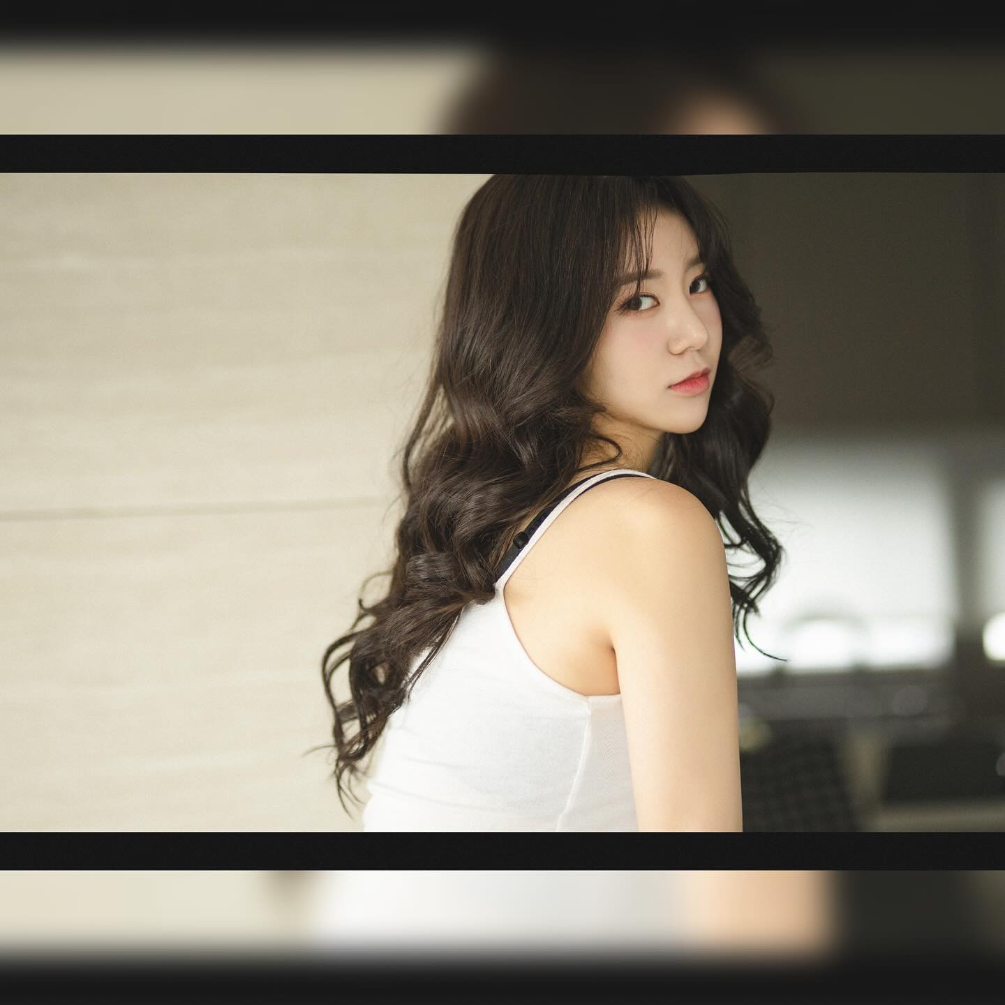 사진 올리기 딱 좋은 시간이네,

P planking_js 
H.M som_day_beautiquee