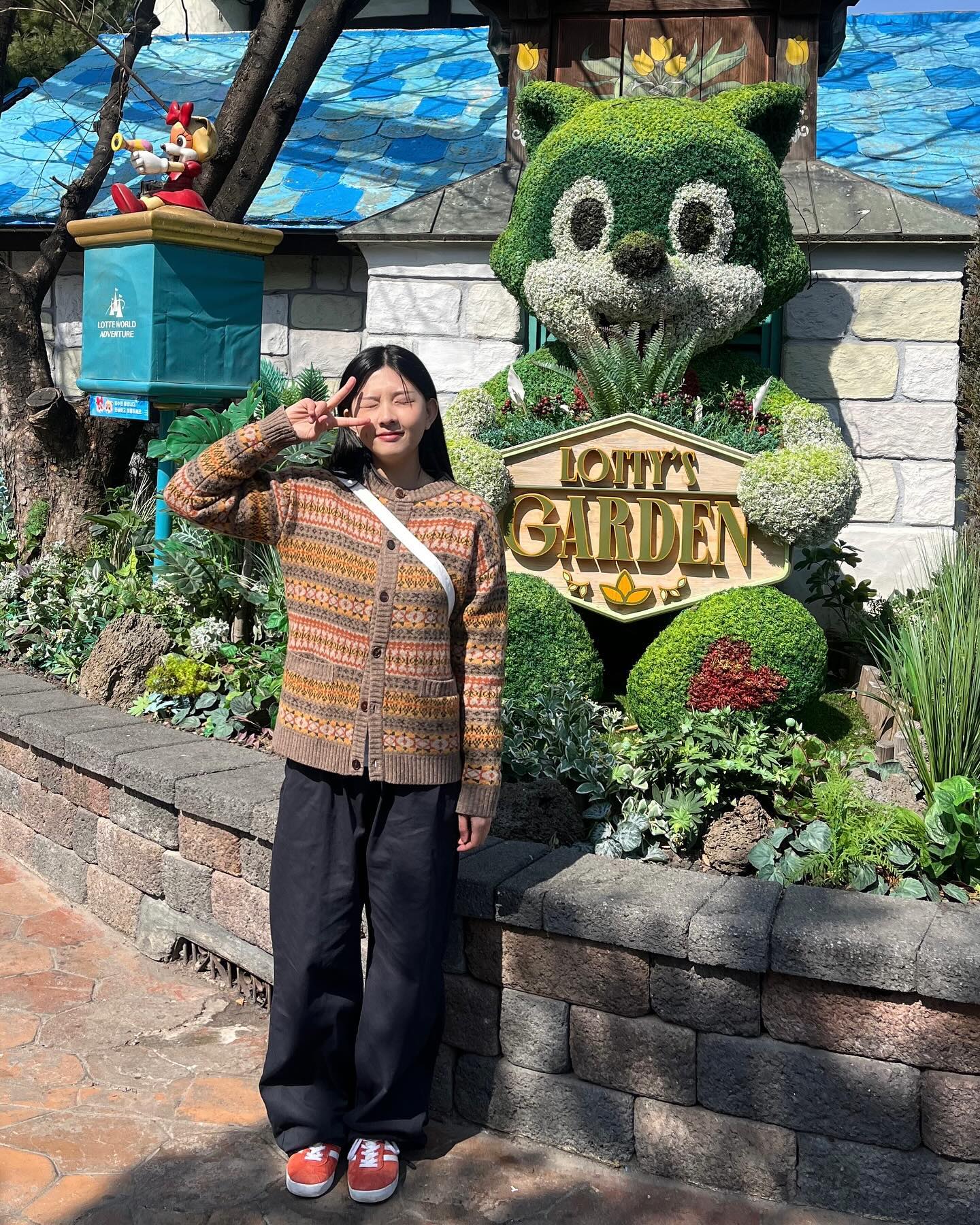도톰한 가디건만 입어도 딱 좋은 날씨🤔☀️