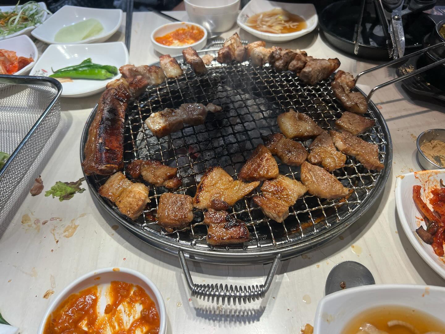 #명륜진사갈비 #서구청점 #갈비파 #삼겹파 

D+159❤️

갈비파대 삼겹파 삼겹파일찍 퇴근하시와요ㆅㆅ