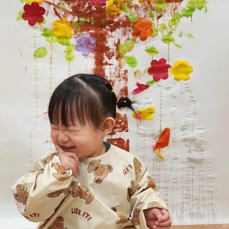-
평일엔 뛰어놀고
주말엔 미술놀이🎨

이번주에는 엄마랑 가서
신나게 놀자 쩨쩨🤍