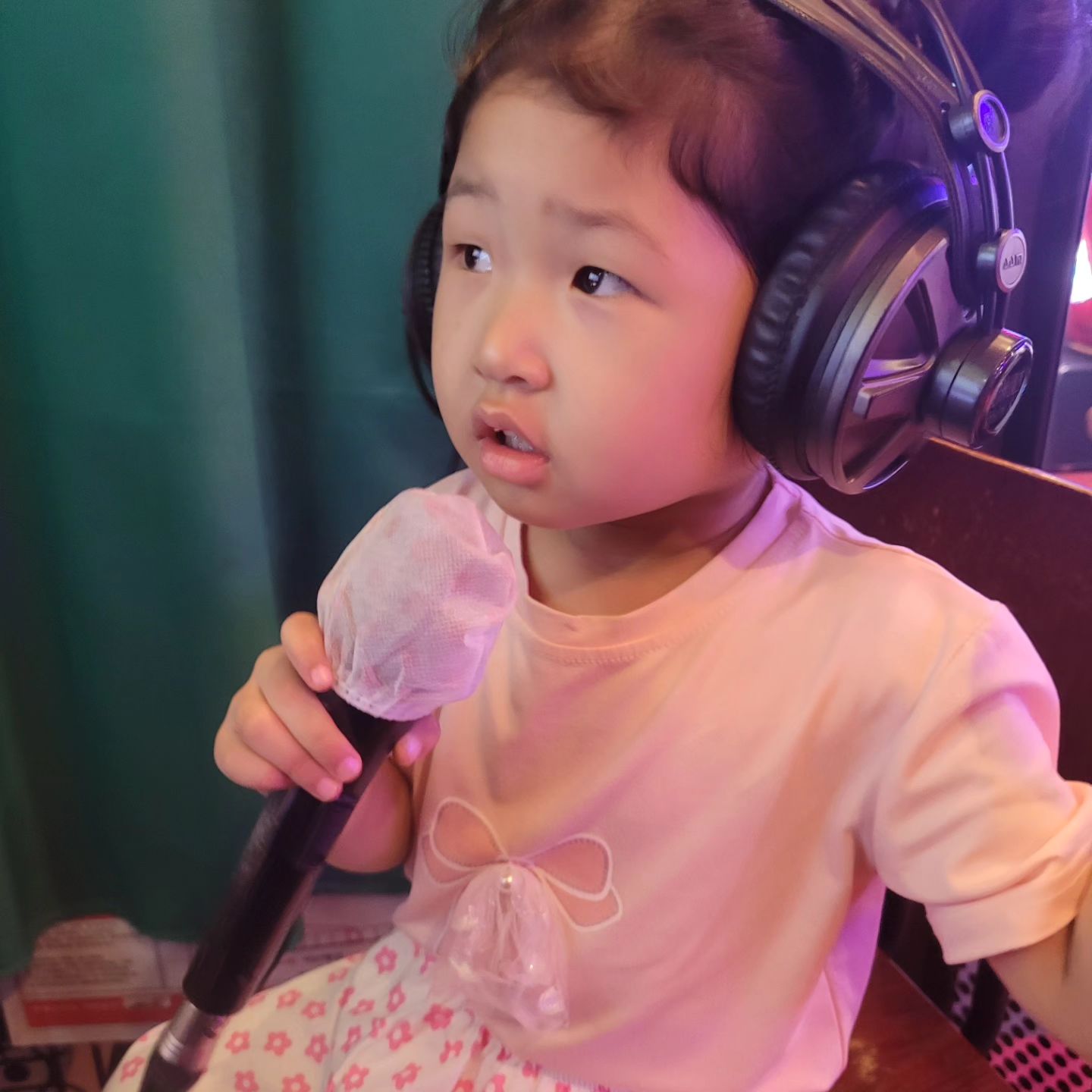 #4살공주의 #첫코인노래방🎤 
#신나게놀았다 #가수시켜야되나