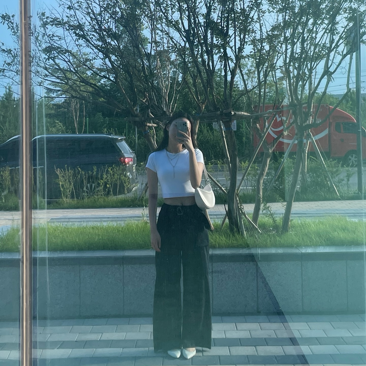 두바이 초콜렛 노래를 부르던 나를 위해 서프라이즈 해주심 🥹
두바이 초콜렛 보자마자 심장박동 아주 난리난리 ➰
