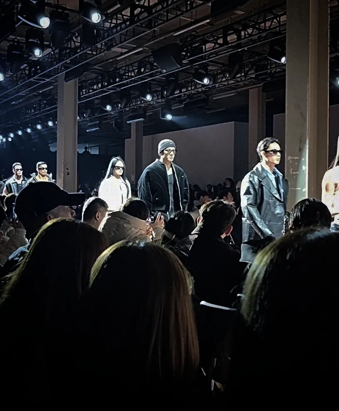 2024 F/W SEOUL FASHION WEEK

51percent_official FASHION SHOW

유익한 시간이었습니다.
초대 감사합니다