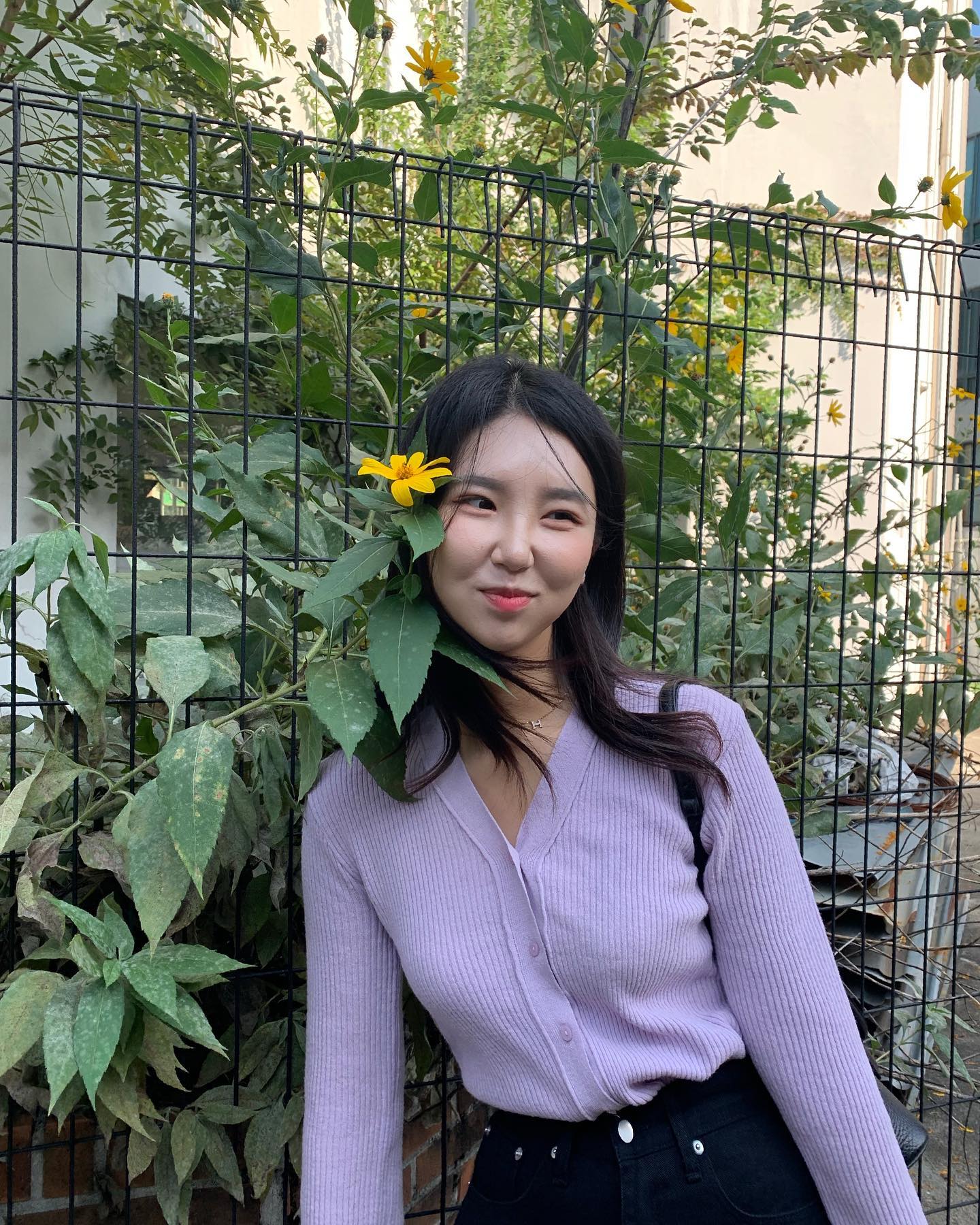 우리집 겅주랑 노는게 젤 재밌는데😭
서울 안가면 안대? 😭