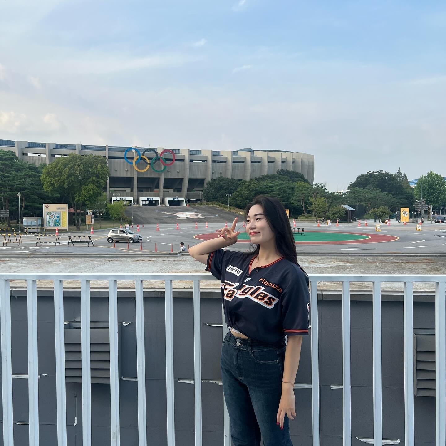 작년 마지막 #직관 사진 #류현진 오는 기념으로 올려야지~~#최강한화 🧡
.
.
#야구 #야구스타그램 #한화이글스 #잠실야구장 #한화 #야구장