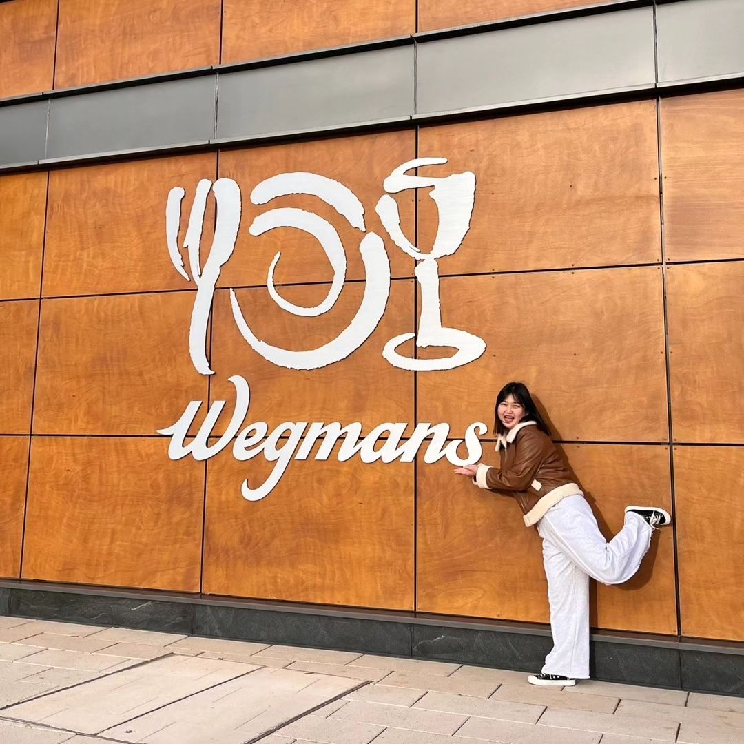 🛒

호텔 근처라 일주일동안
자주 찾아갔던 Wegmans

맛있는게 참 많은 곳!
그중에서도 과일타르트가
최고였는데 사진을 못찍었군😅

일찍 열고 늦게 닫는
귀한 미국 마트였당😆

#wegmans #tysons #미국여행
#미국마트 #grocerystore #🛒