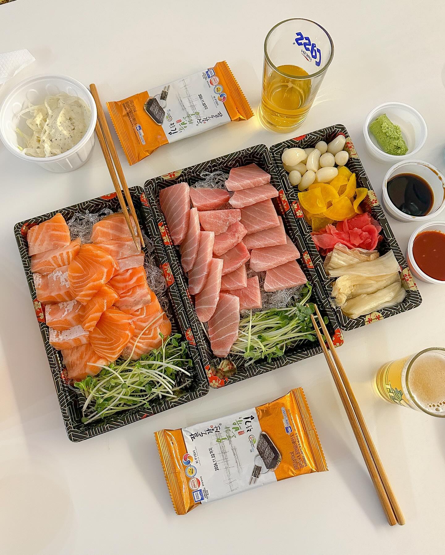 세상 행복했던 지난 주말❤️
강진에도 이렇게 비쥬얼 좋은 회를 먹을 수 있는 곳이 있다니!
연어랑 참치가 진짜 도톰해서 먹으면 입안 가득~ 오지다👍
주말에만 먹을 수 있는 쏘맥도 완벽해따-👏
#강진맛집 #강진횟집 #강진나루초밥