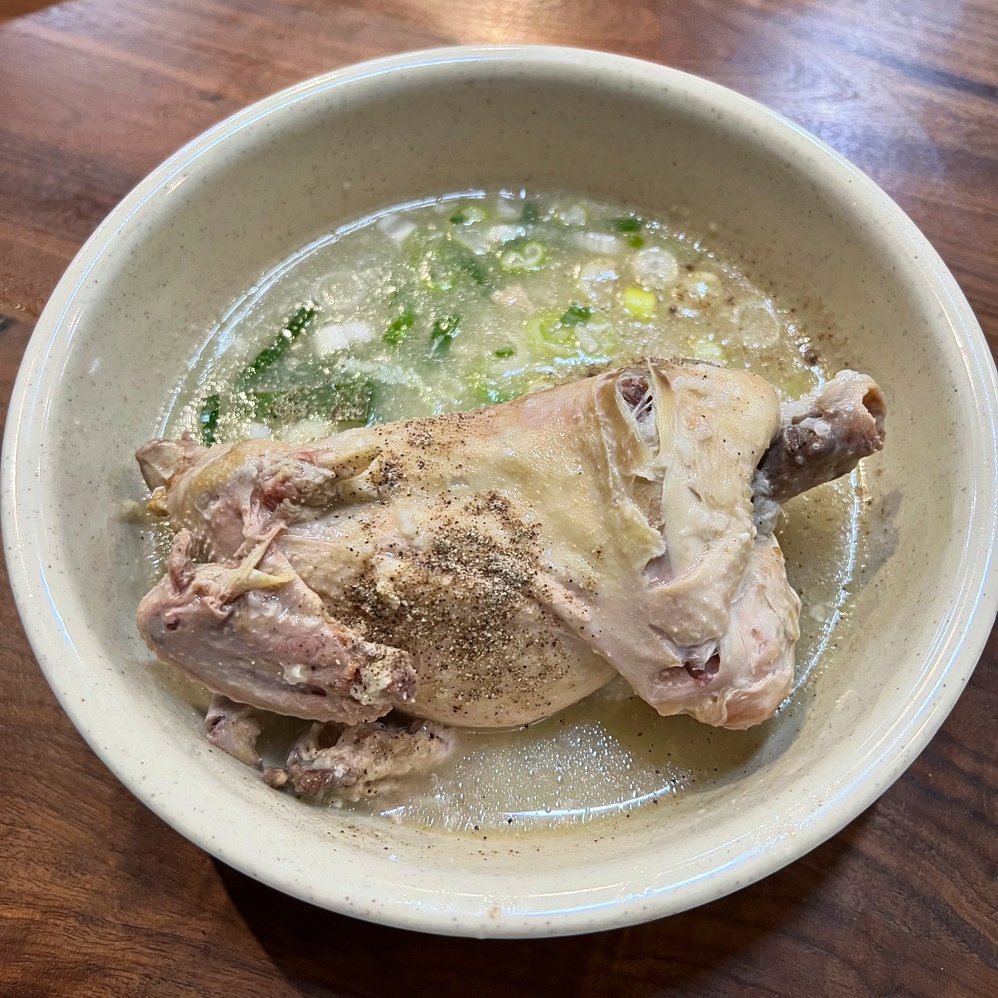 [ 점심 ]

다이어트 한다고 점심에 샐러드를
먹기로 했으나 결국 하루만 먹었네..
세상에 맛있는게 너무 많아~!!!

오늘부터는 다시 샐러드 도전🔥

- - - - - - - - - - - - - - - - - - - - - - - - - - - - -

#점심 #다이어트 #샐러드