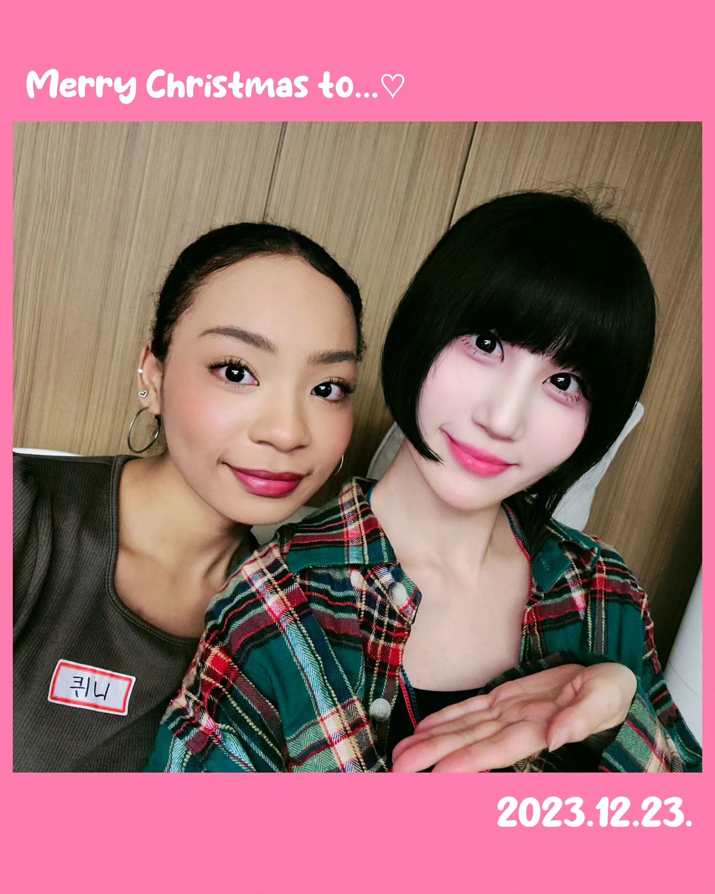 kris_johnson_87 sunmi_noh 언니 홈파티❤️ 초대 감사해요💚 외국인 유튜버&인플루언서 에이전시를 운영하며 선한 다리가 되어주는 선미언니의 사업과 섬김의 손길, 축복합니다.
🧸
MBTI E와I 성향의 중간 지점인 사람으로서, 어색한 모습으로 외투 벗고 있는데 먼저 인사해준, 눈이 참 아름다운 jaypong.k 고마와😄 
똘망똘망하게 본인의 비전과 하는 일을 설명해주던 dodoeuniii 앞으로의 만남이 더욱 기대돼😉
첫 눈에 내가 반해버린 limqueen 이름마저 퀸이야! 외모도 성격도 매력적인 퀴니~ 또 만나줘 이쁜이🥰
보송보송한 사랑스런 인형같던 mariel.s.k 조곤조곤 말하는 모습도 너무 귀여워서 눈을 뗄 수 없던 마리엘😘
'비정상회담' '어서와한국은처음이지' 등의 '파비앙'과 '럭키' 그리고 여러 외국인 방송인 분들, 문화인 분들 만나뵙게 되어 반가웠습니다. 
그리고 마이 프렌~ 조동현씨 ㅋㅋ
.
.
.
.
.
#가영누나 #문화기획자이가영 #문화사역자이가영 #예배인도자이가영 #비정상회담 #어서와한국은처음이지 #파비앙 #럭키 #퀴니 #제이퐁 #크리스존슨 #마리엘 #홈파티 #모임 #친목 #파티 #네트워크 #지난크리스마스 #만남 #추억 #기록 #다이어리 #kculture #kbeauty #문화기획사엘킹덤 #엘킹덤문화기획사 #엘킹덤기획사 #엘킹덤엔터테인먼트 #엘킹덤