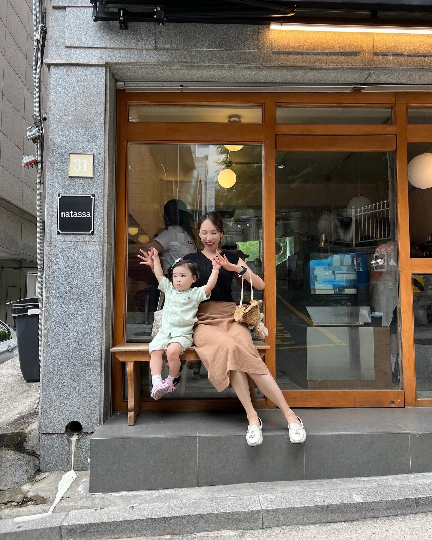 꼭 데려오고 싶었던 맛집
같이 오니 더 좋아!!

다음에 또 오자!!

#공덕#나의맛집#핫플점령기#주말데이트#카페데이트#엄마와딸#공덕카페#마타사