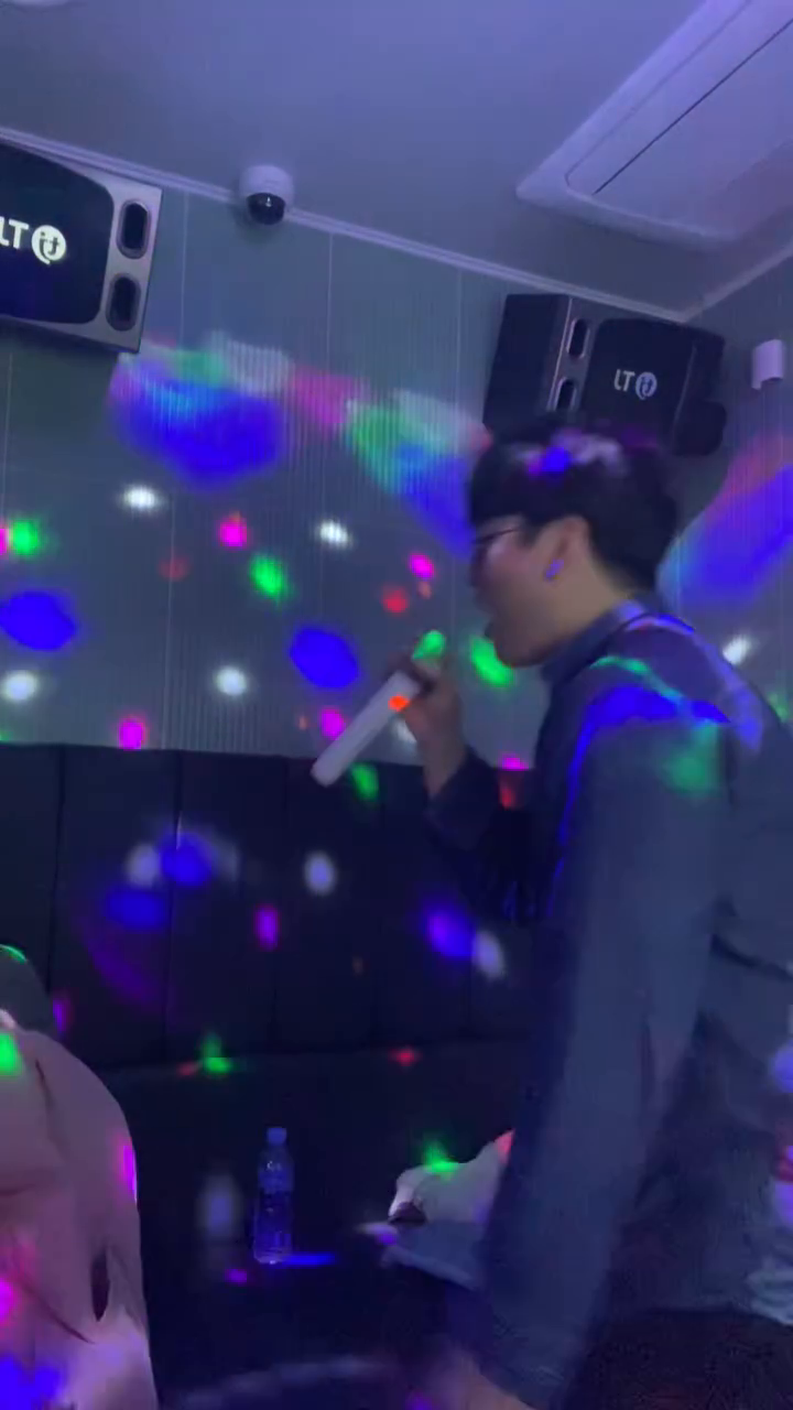 고통받는 김희진…………

#릴스 #reels #김장훈 #허니 #살려줘