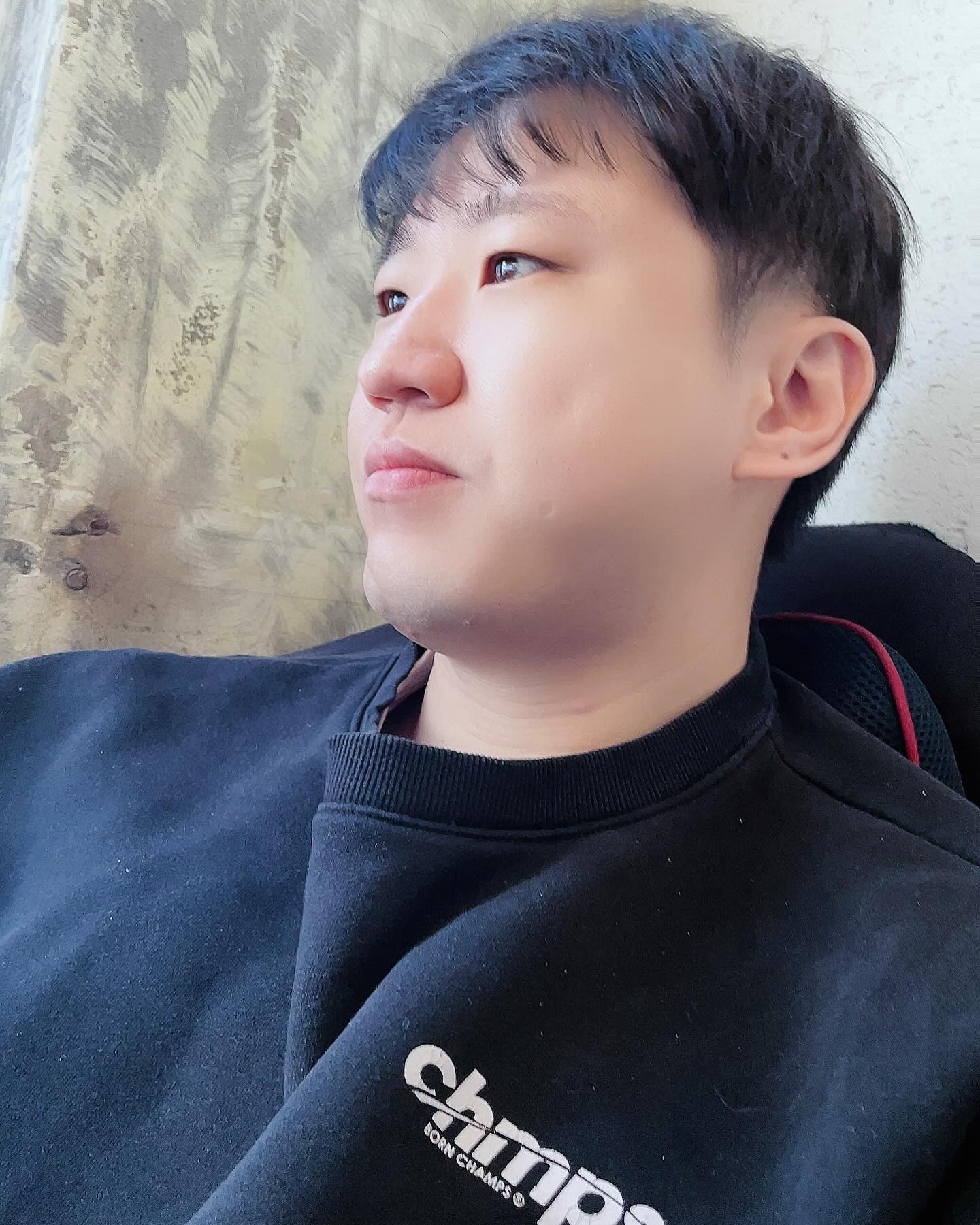 남편 #생일축하해 🤗🥳
선물은 나야, 얼마나 좋으니😜 
이번년도도 좋은일 가득
건강하고 행복하자#❤️ 
#0112#🤭