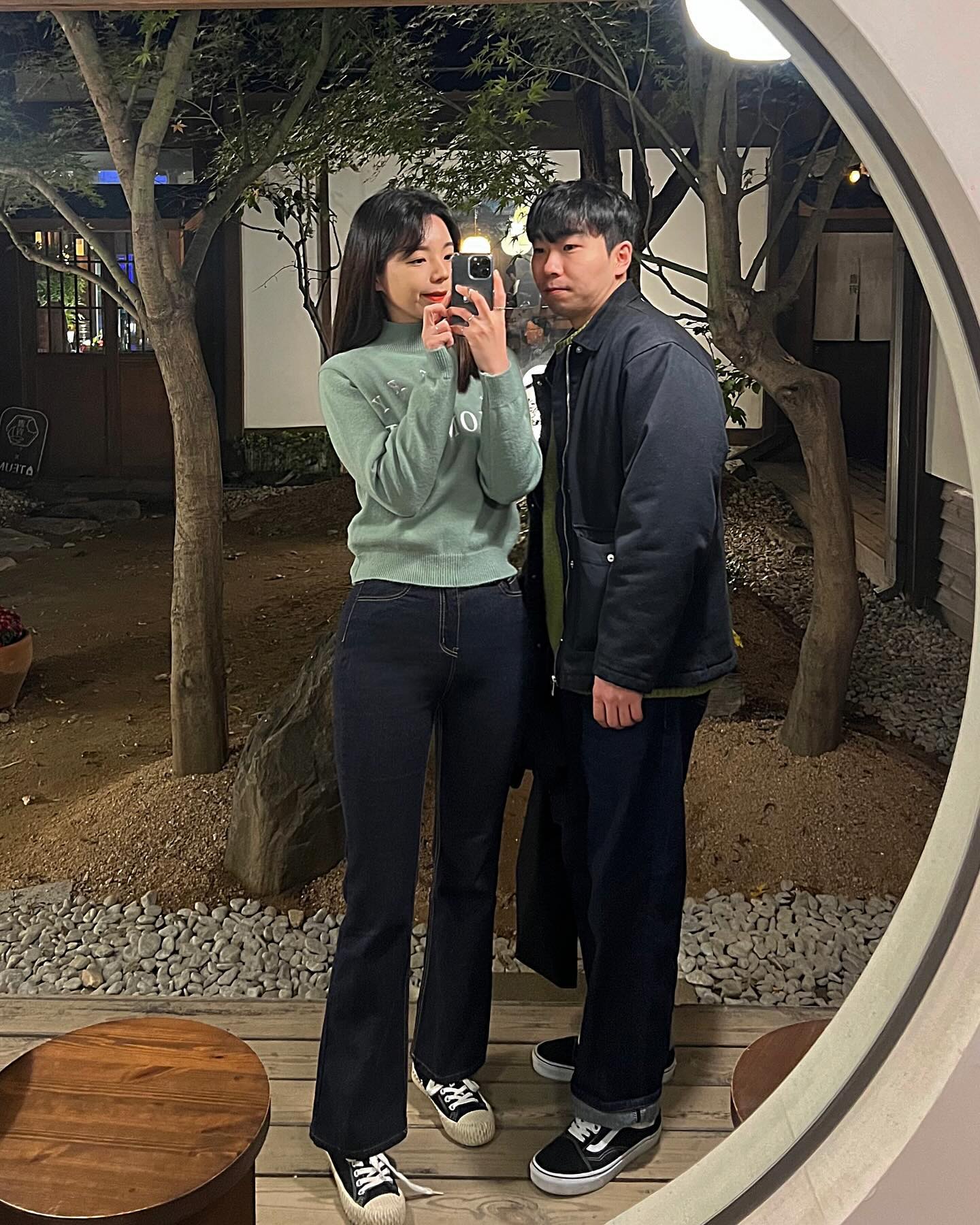 👩‍❤️‍👨