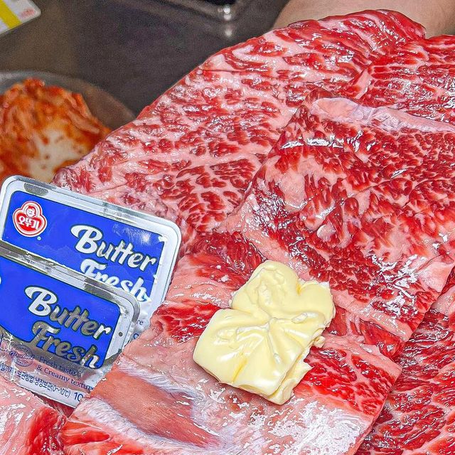 쭈먹밥 먹스타 | 서울맛집, 경기맛집, 수원맛집 on Instagram: "소갈비 레드카펫 밟으실분?🥩 #남영동양문 ▫ 소갈비를 시키면 해장국과 냉면, 양념게장을 서비스로 주는 '남영동양문' 가로수길