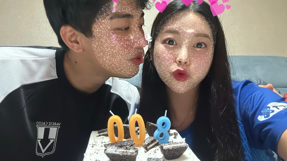 👩‍❤️‍👨 800 💖

800일동안 고생했고 더 고생하자 !!!!!!! 

100일부터 800일까지 기념 사진 모음집 :) 
기념일마다 소소하게 초 불자 🤙🏻🎂

#추억의도토리노래소환