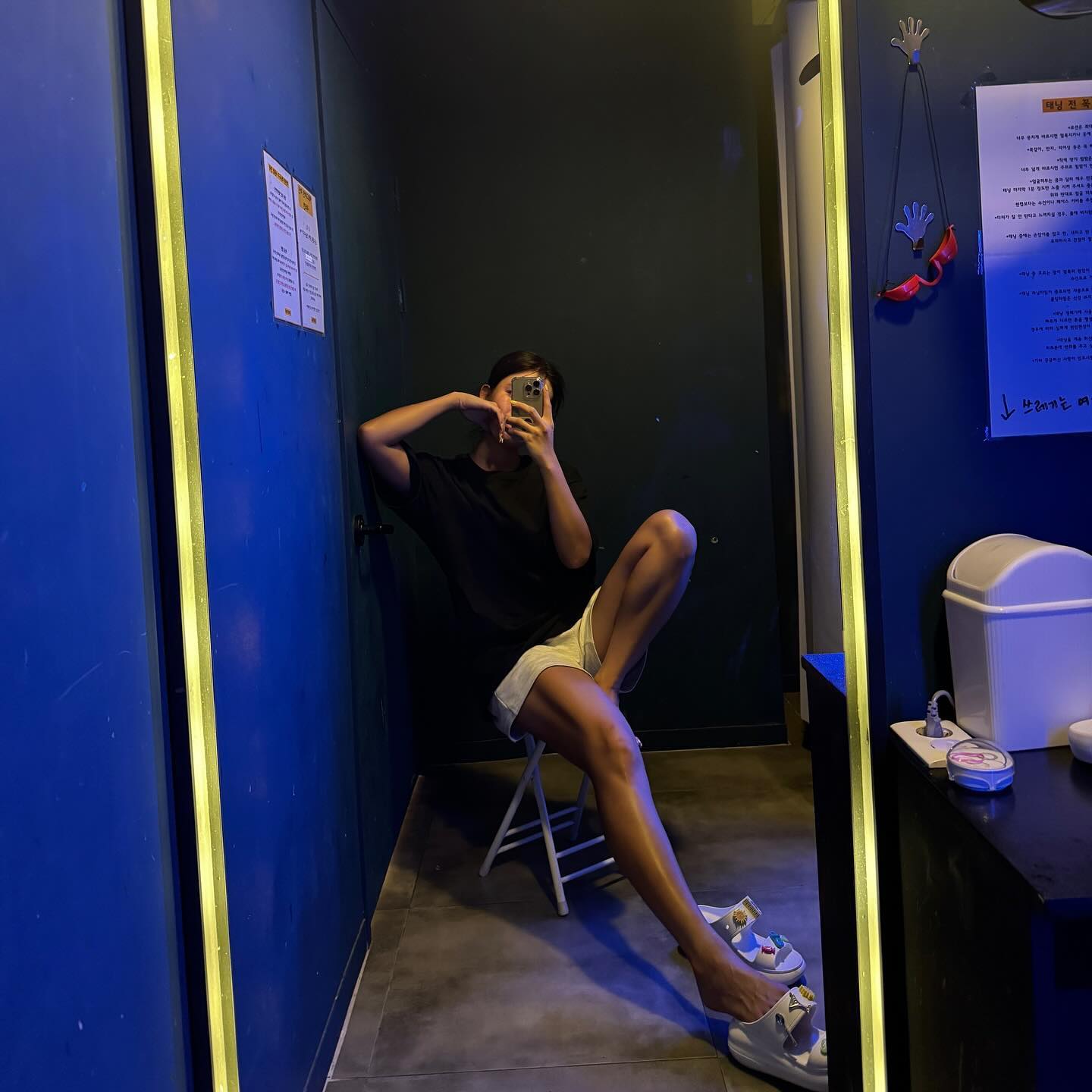 폭염에 태닝하는애 나야나🙋🏿‍♀️