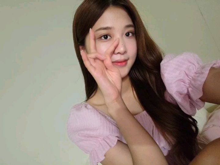 긴머리 안녕..내 최애 똥머리도 빠잉