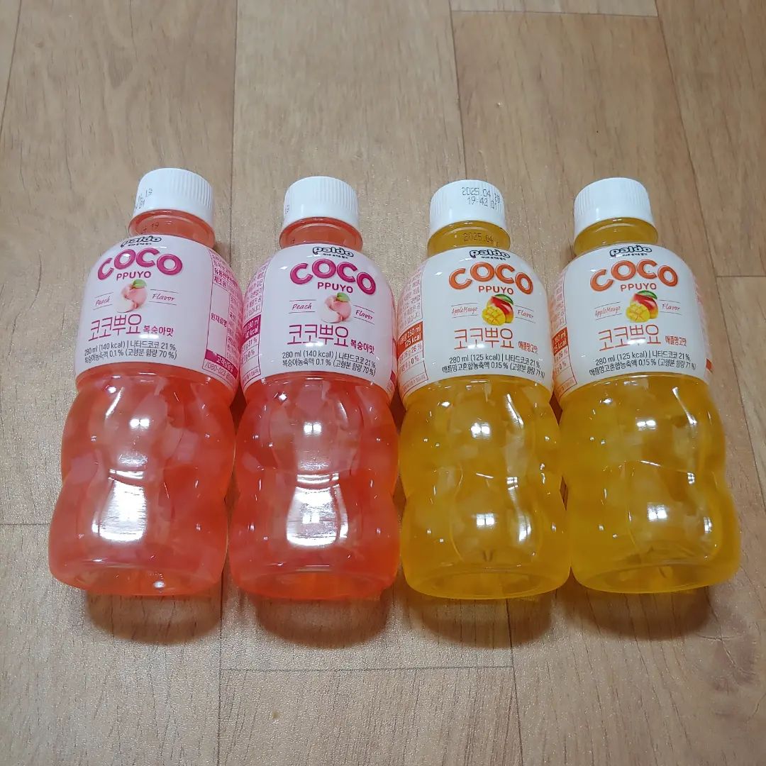 #광고 #코코뿌요 #new코코뿌요체험단  #젤리음료
#코코뿌요애플망고🥭  #코코뿌요복숭아🍑 
맛있는 음료 사이즈가 너무 좋아요
너무 크지 않고 작지도 않고 평소에도 좋아하는
복숭아 망고맛으로 젤리음료 시원하게 먹어요
아이들도 좋하는 음료입니다