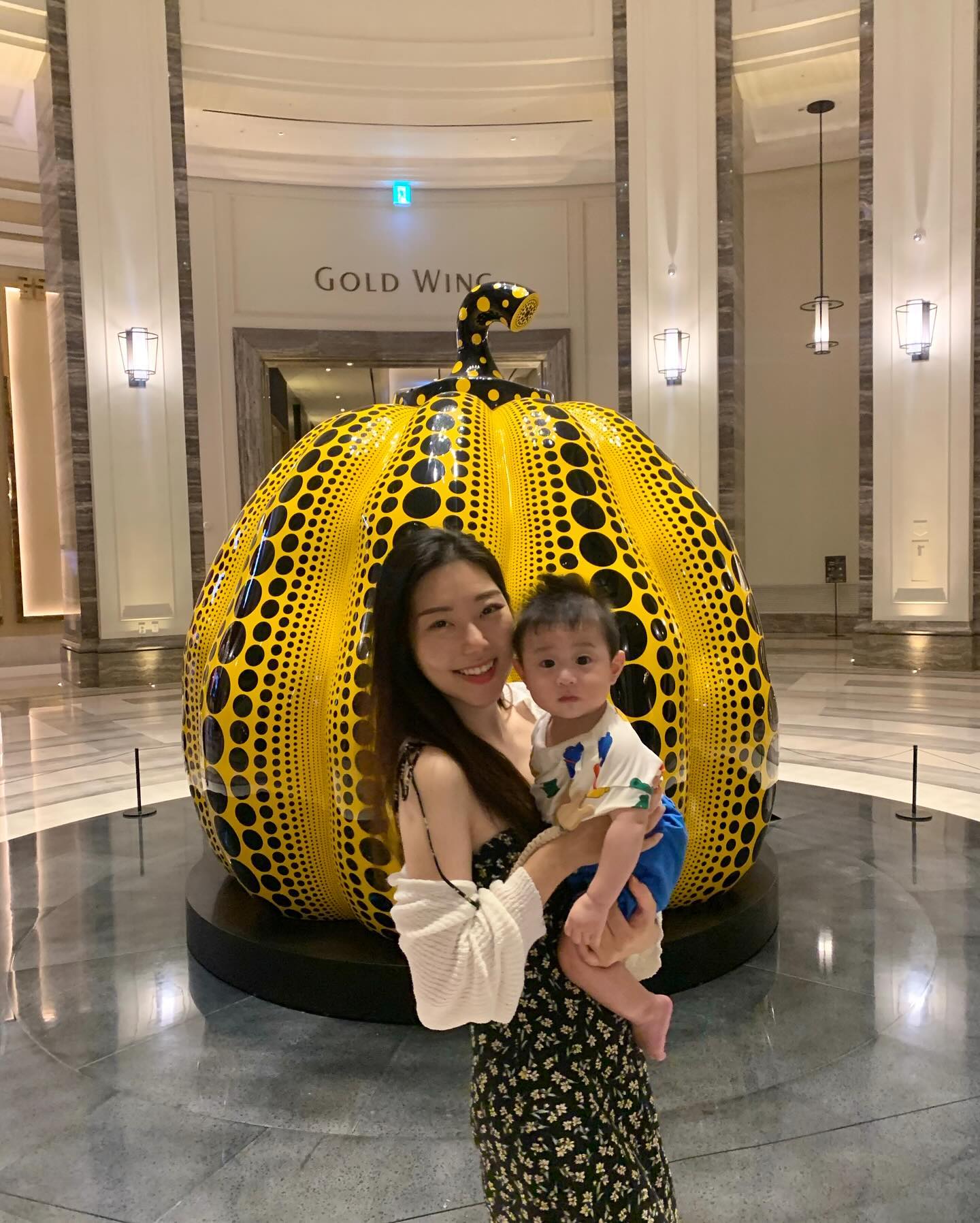 ⠀
여름휴가 2탄은 호캉스 🛟
11월 다돼서 올리는게 맞나싶지만 ㅋㅋㅋ
태오와의 추억 놓칠수없쒀,, 🩵
⠀
⠀
⠀
#태오👶🏻_227일