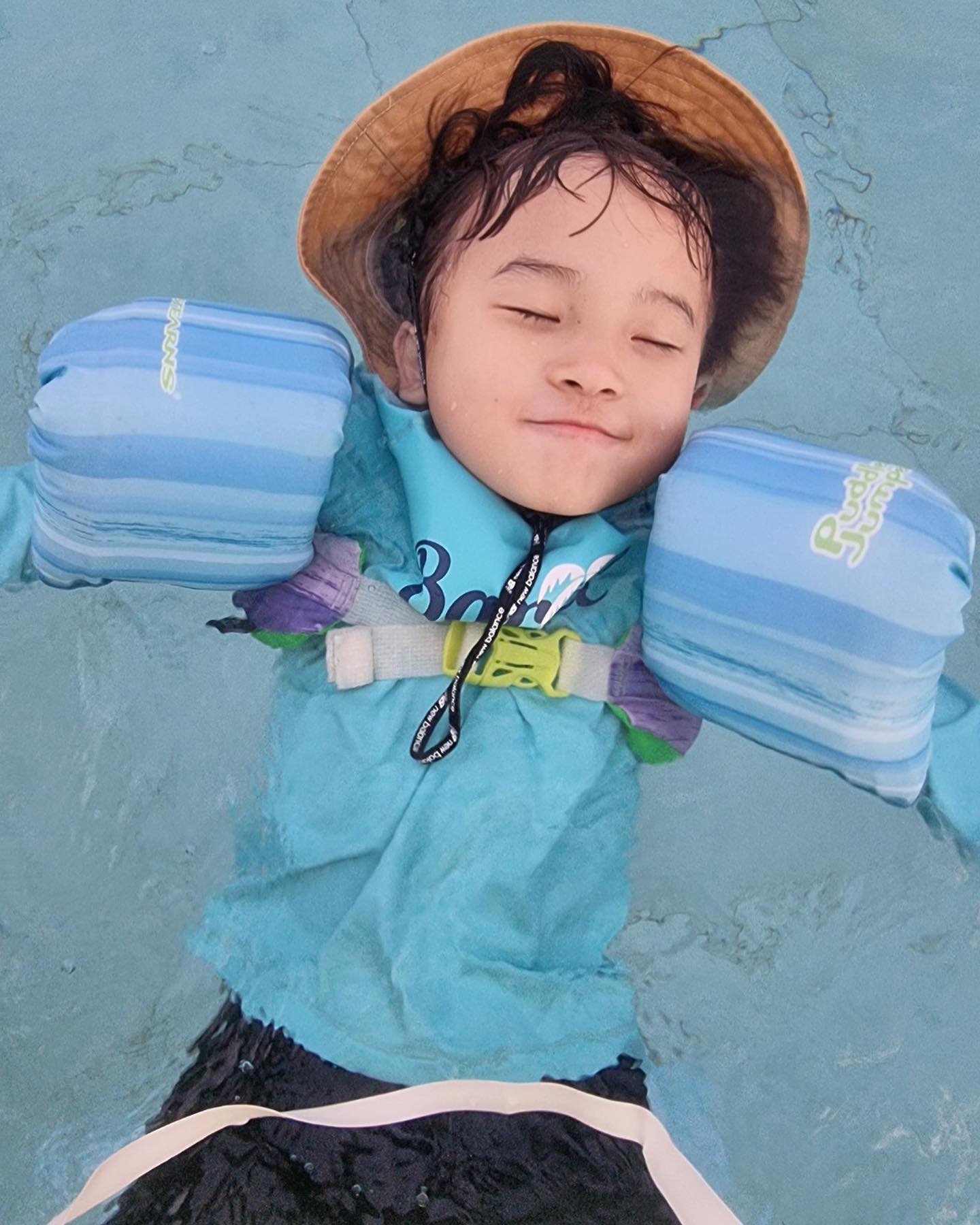 한번 성공하더니 계속해서 드러누워 배영히깈ㅋㅋㅋ
