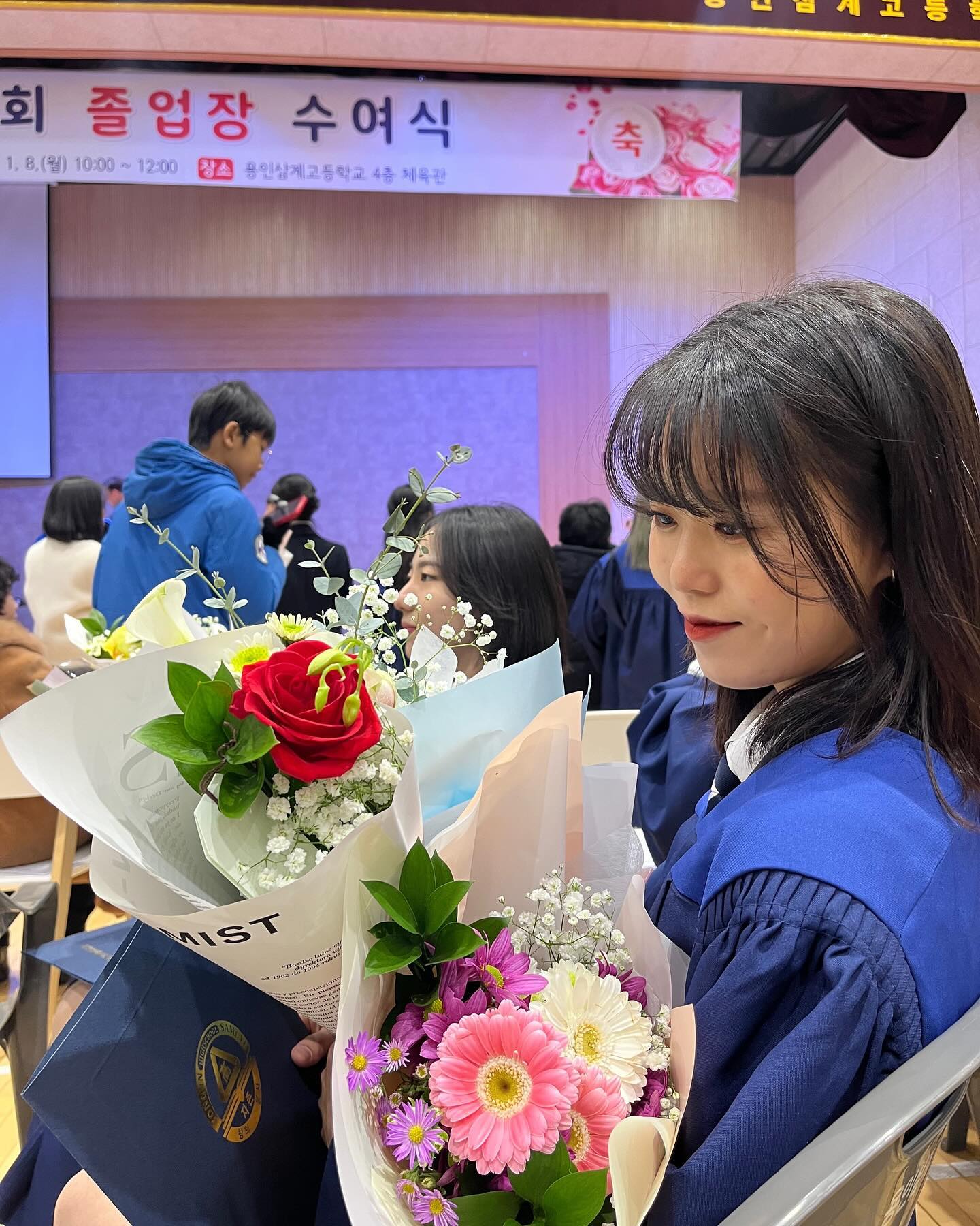 🎓💐