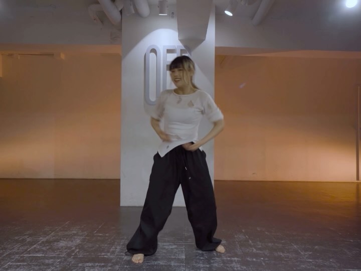 이게 바로 아포칼립스..?
.
.
.
.
paranaaaa_88 
imaginedragons #radioactive 
ofd_onlyforward 

#paranachoreography #choreo #choreography #dance #dancer #imaginedragons #radioactive #radioactiveimaginedragons #jazzdance #재즈댄스 #dnadance #실무과 #실용무용