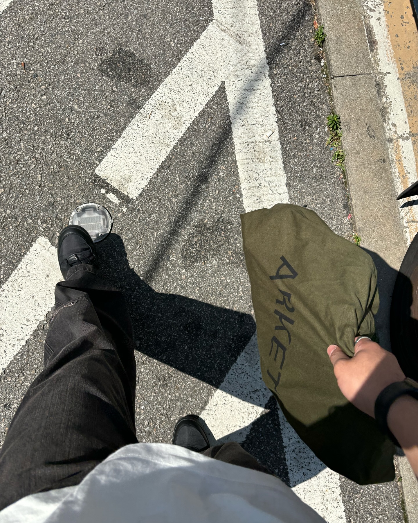 이 정도 여름이면 괜찮을지도..
#여름코디