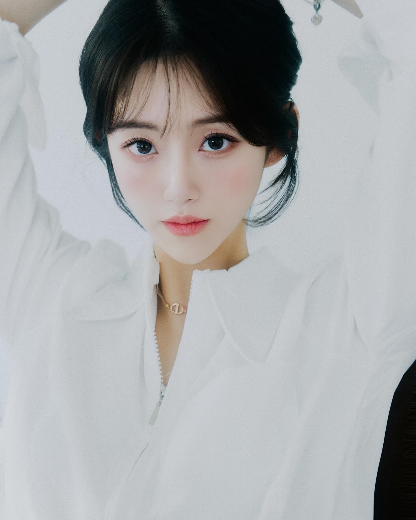 인생샷 건지려면 무조건 여기로!! violet_standard_ 🤍
아직 컨셉 하나밖에 안올렸는데,, 올릴 게 너무 많자나요 작가님🙄 

#프로필사진#배우프로필#모델프로필#개인화보#일반인화보#일반인프로필#졸업사진#개인프로필#프로필스튜디오#프로필촬영#프로필사진촬영#포트레이트#배우지망생#모델지망생#사진관#사진촬영#개인촬영#화보촬영#사진보정#인물보정#모델 #model #photography #photoshoot #profile