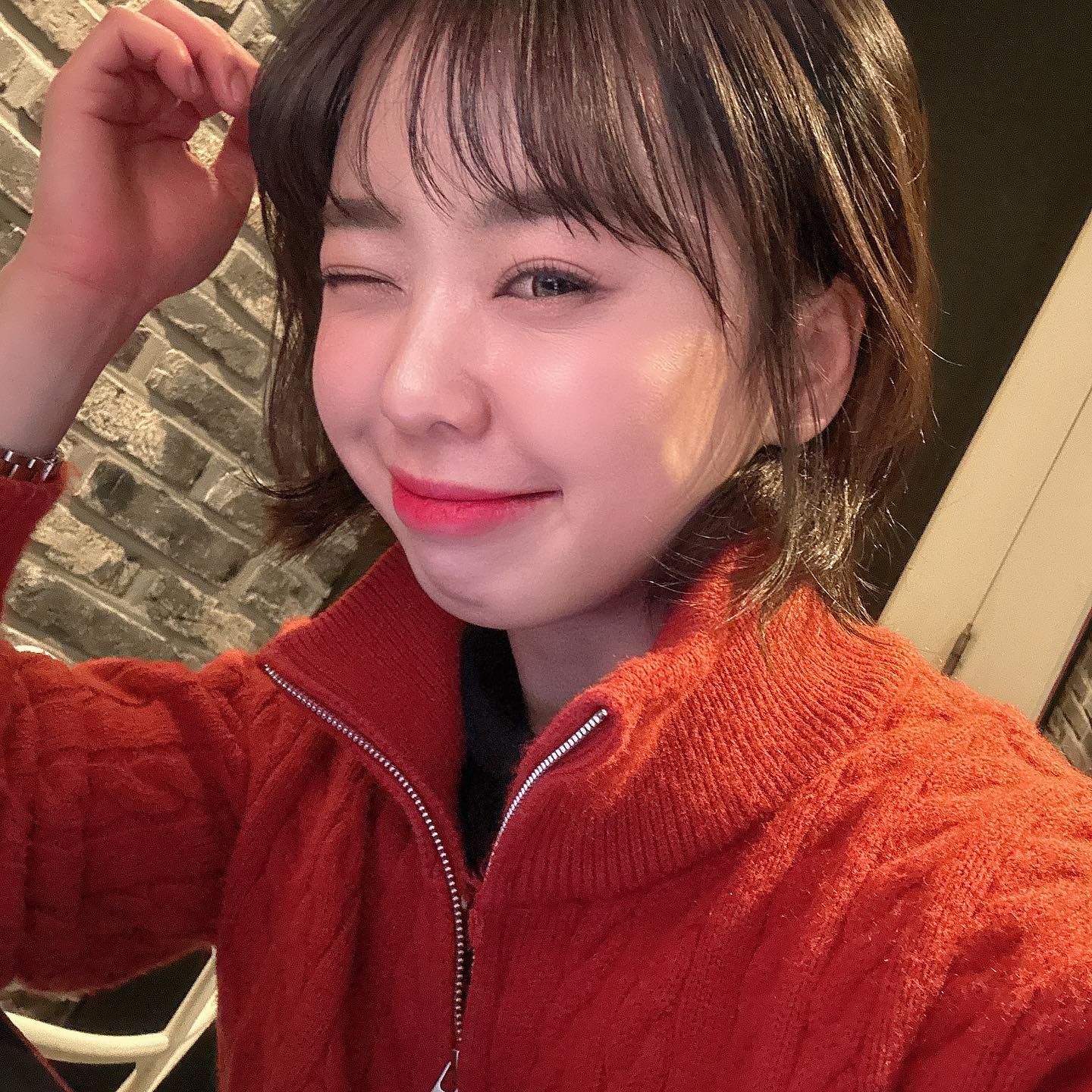 엄마가 낼 모레 30이면 이제 말을 예쁘게 해야 한다고 했다 . 엄마 난 낼모레 29살이야