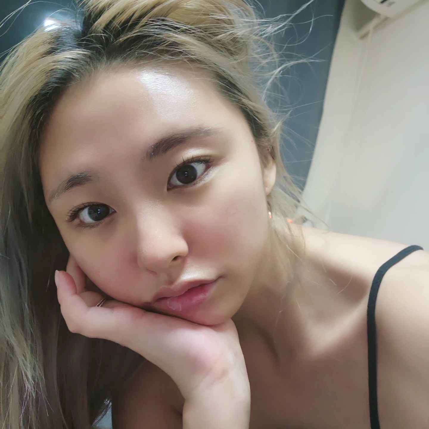 누가봐도 쌩얼 속눈썹 펌한지 2주넘었는뎅 내 속눈썹 어쩜이리 이쁠꼬...🥰🥰🥰20살때부터 다녔던 찐 맛집👍👍다른데 갈아타려고 노력해봤지만 결론은 #스칼렛왁싱#스칼렛왁싱속눈썹펌#스칼렛왁싱속눈썹연장#청주#청주속눈썹#속눈썹#청주속눈썹펌#청주속눈썹연장#브라질리언#브라질리언왁싱#청주브라질리언왁싱#할인중#할인#이벤트#좋아요#DM