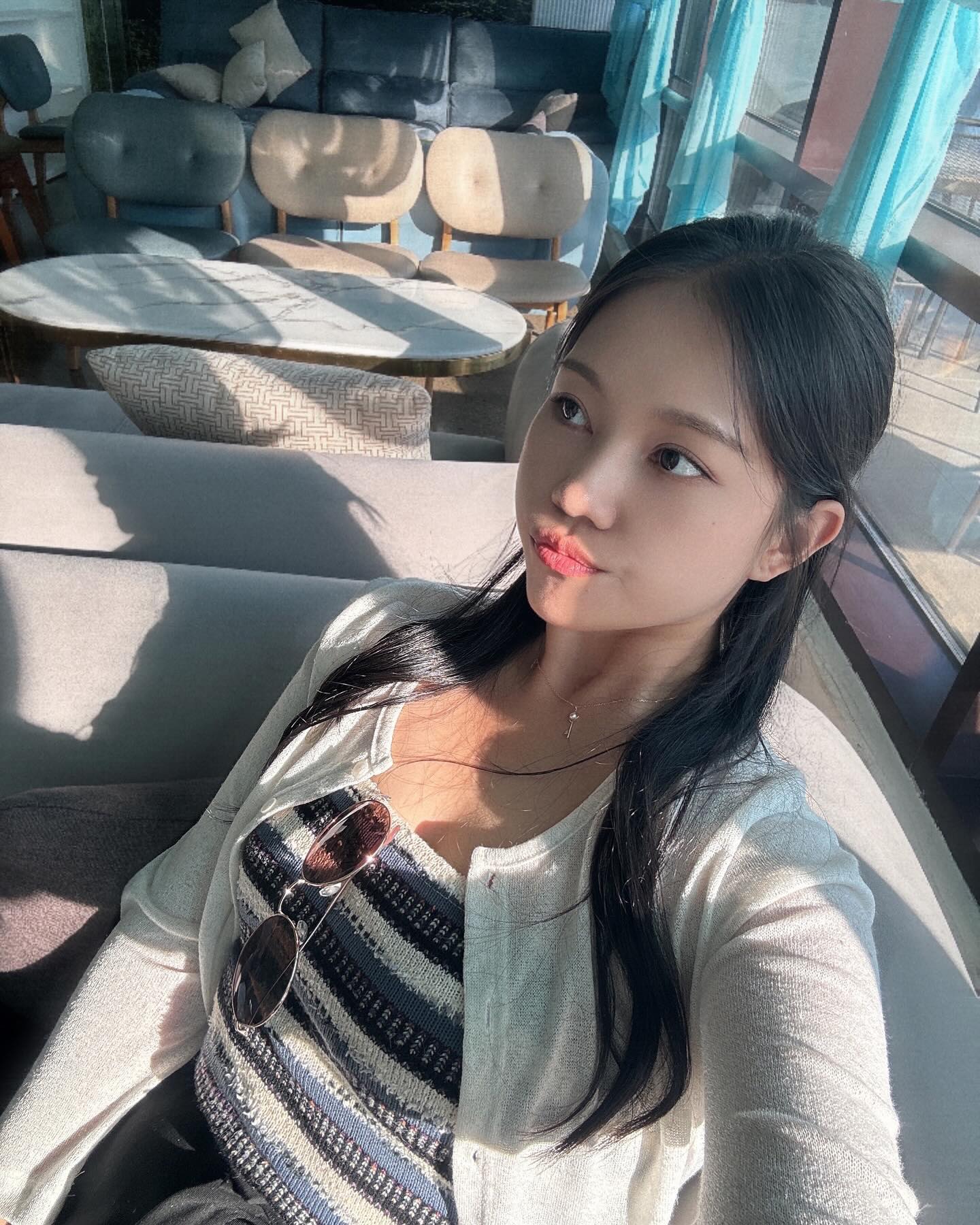 빵 사주세요 아저씨 ᐕ