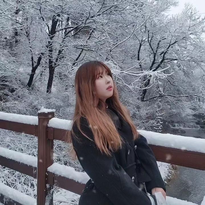햄찌나라에 온 겨울🐹❄️

#인스타그램 #셀스타그램 #겨울 #눈 #첫눈 #함박눈