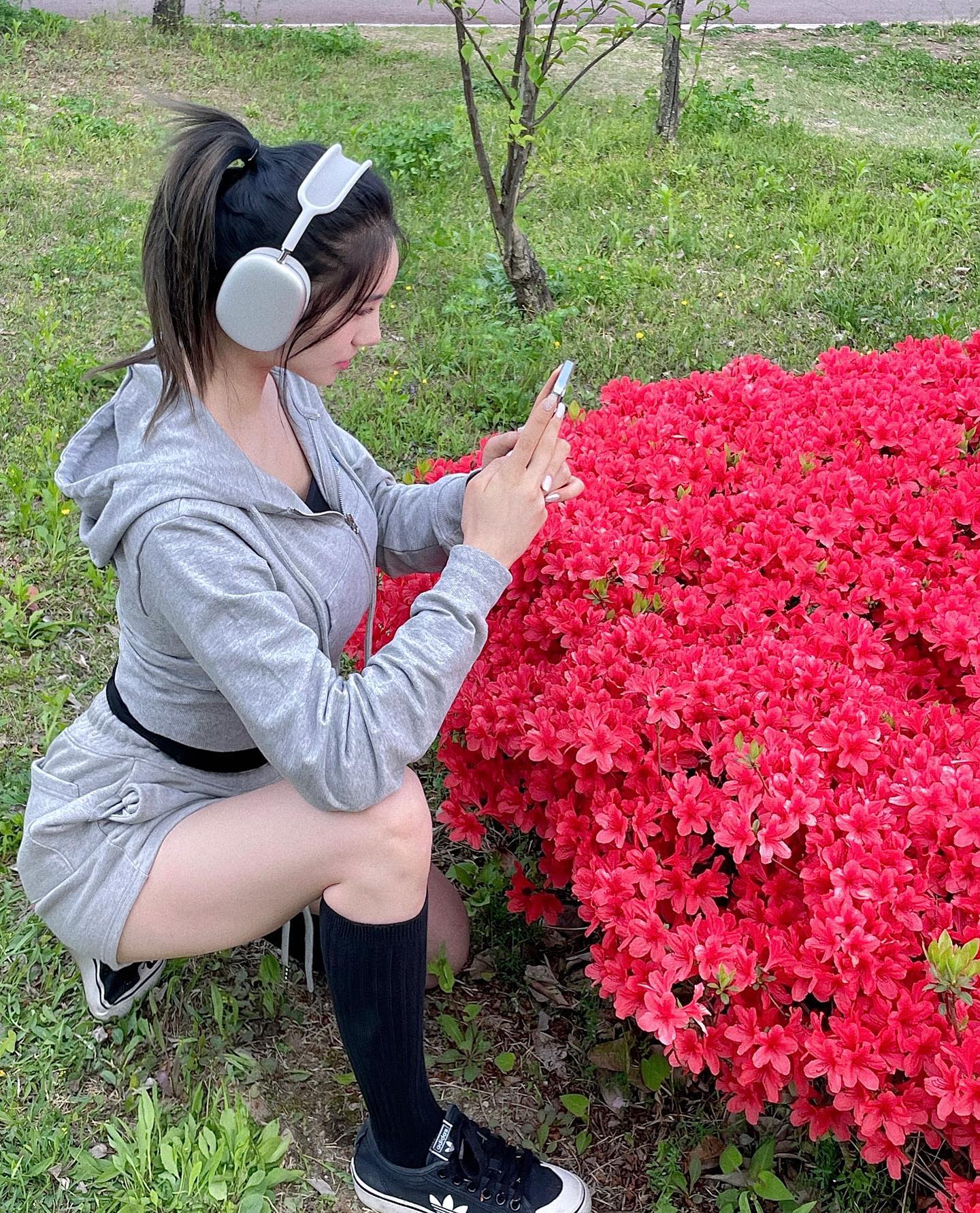 언제 어디서 예쁜 꽃을 만날지 모른다구🎶