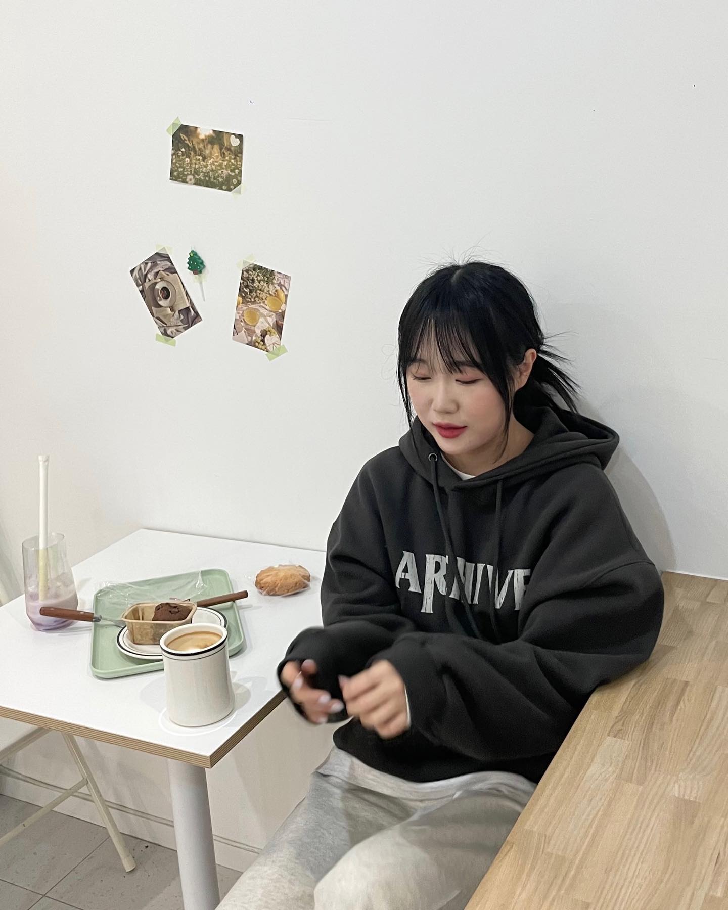 #협찬 

용두동 파운드케이크 맛집 ,,🫶🏻
조용하고 아늑한데다가
디저트까지 맛있으면 반칙이져 ㅠㅠ💗

https://linktr.ee/shiem 
요 링크에서 디저트만 따로 구매도 가능합니다! 

#용두동카페 #청량리카페 #동대문구청카페 #드쉼 #desheim #desheim_cafe #청량리 #용두동 #동대문구청 #카페 #디저트
