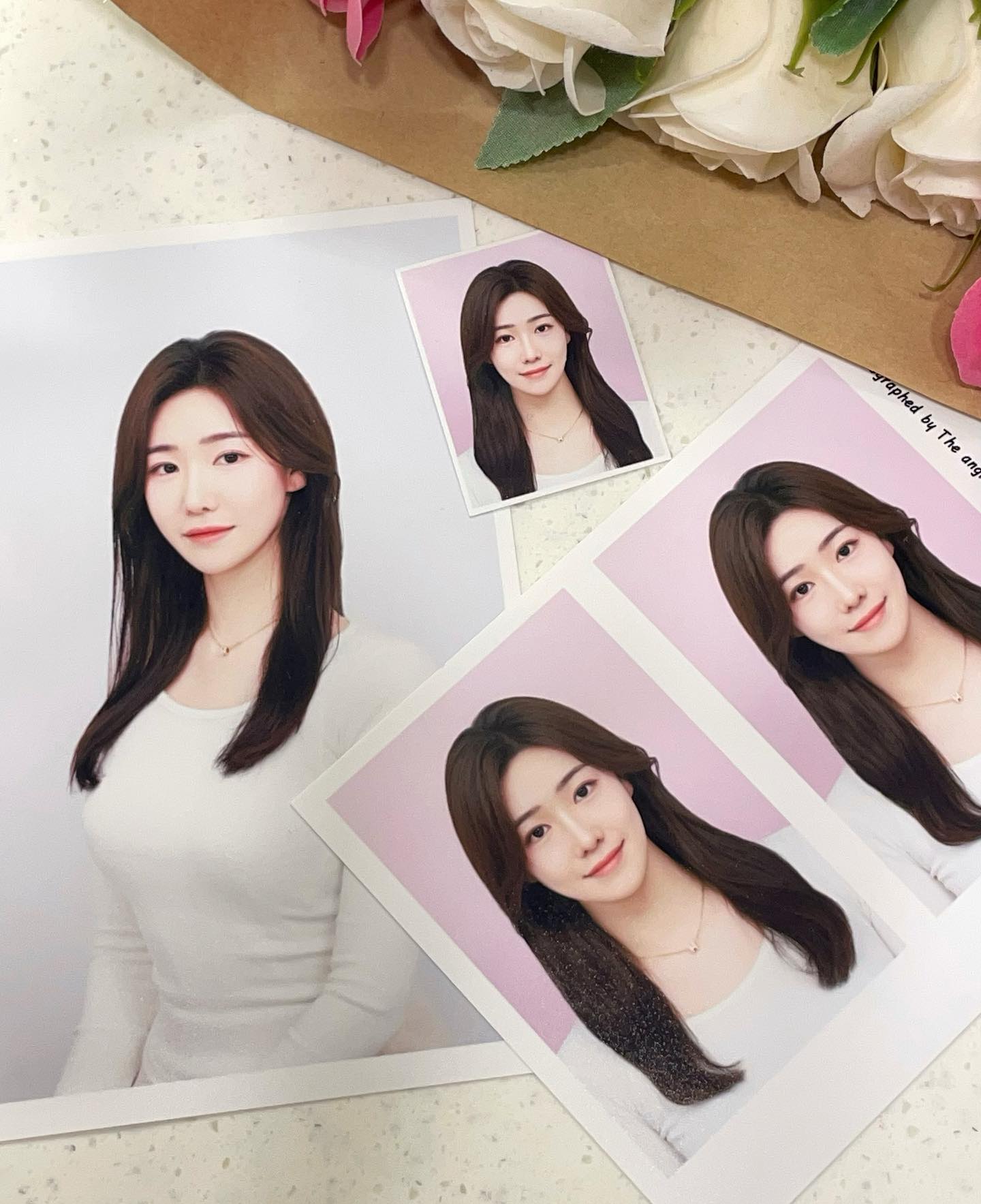 건대 더앵글 스튜디오📷

내가 직접 보정 할 수 있고 일대일로 정밀 보정까지 해주셔서 뎡말 이쁘게 나왔다☺️🫶

만족 만족 대만족 💝

컬러 증명사진도 가능한데 다양한 색들도 많고 추천도 해주셔서 굳👍🏻👍🏻👍🏻👍🏻

사장님도 세상 친절하셔서 더 좋았던 더앵글
1년에 한번씩 찍으려고 했던 증명사진 다시 도전….😋

#협찬 #건대 #증명사진 #건대사진관 #건대증명사진 #리뷰노트 #건대여권사진 #사진 #사진관 #프로필 #프로필사진