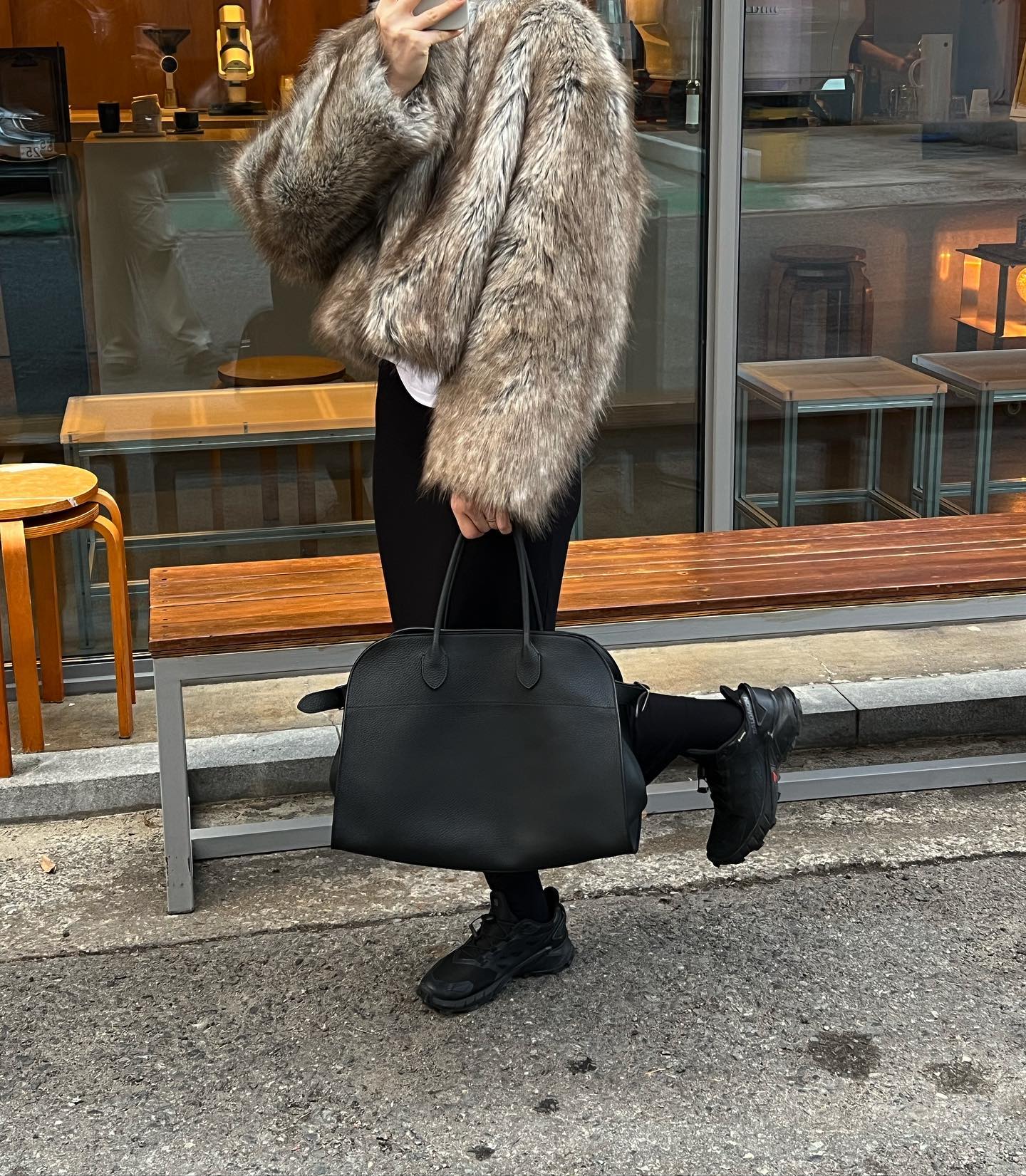 겨울 지나가기 전에 Furrrrr 많이 입어두자 🐻🐻🐻