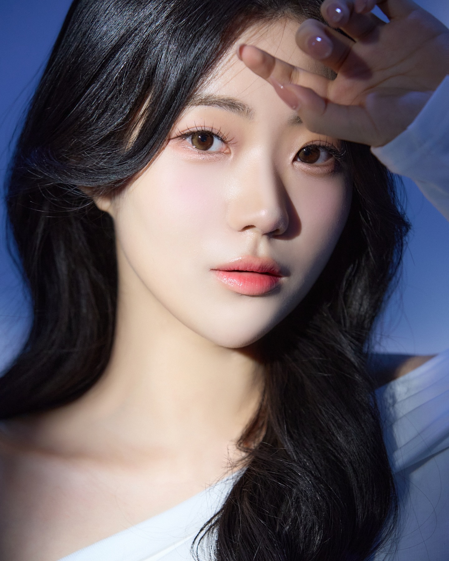 Profile 

메컵 너무 예뿌지 … 🤍🫧

Make up : _makeup_ramii