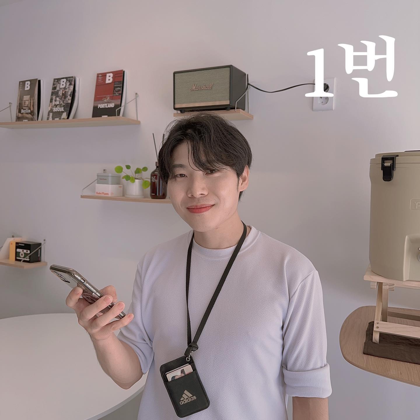………. 몇번..?
.
.
.
#AI카툰 #meitu