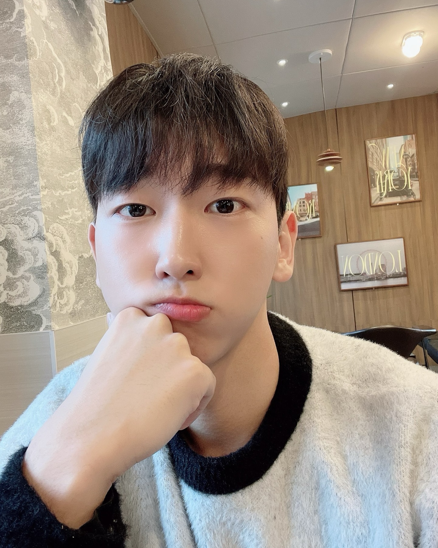 쉬는데 자꾸 업무연락.....😭