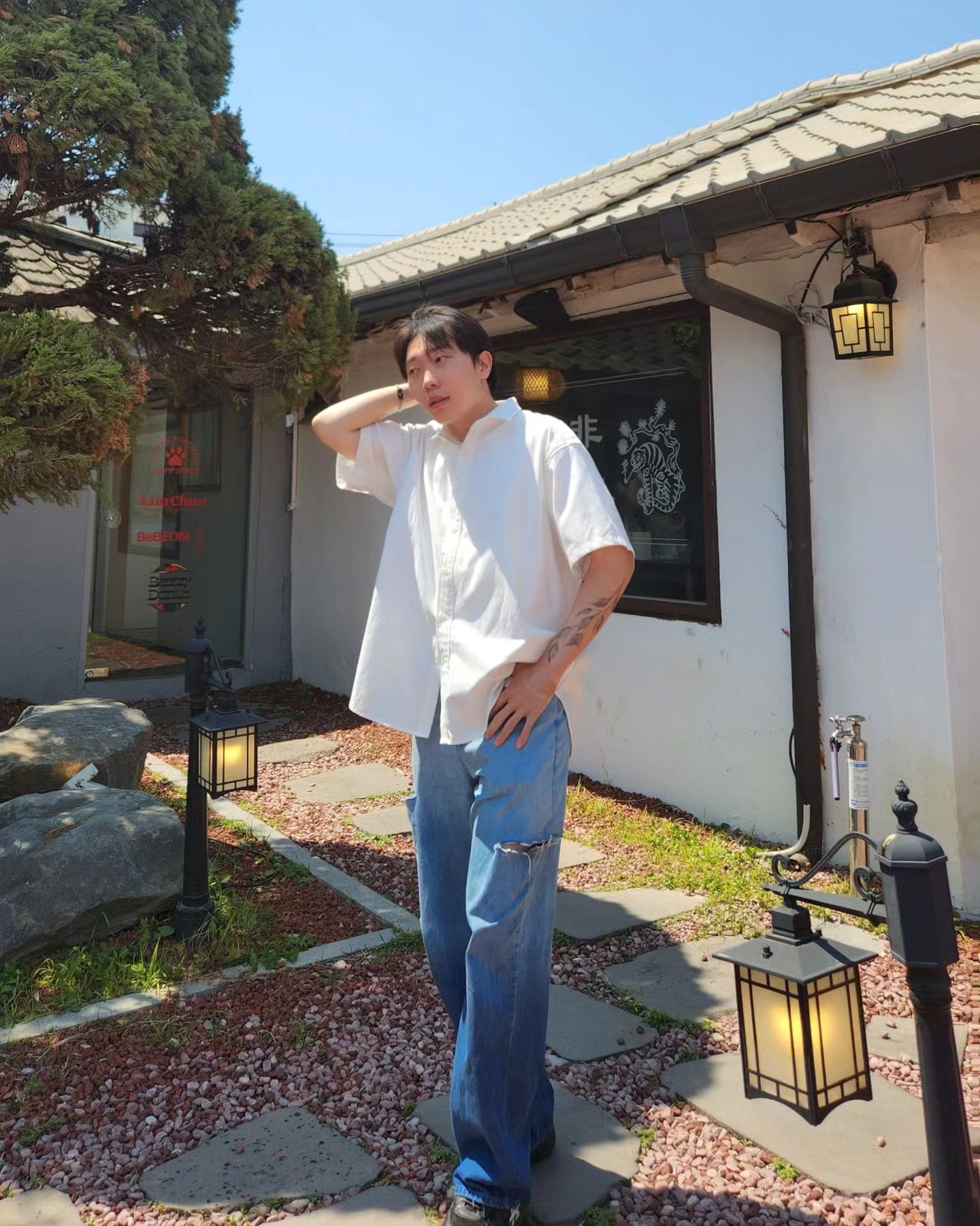더워 죽을뻔 했지만 아닌척 후다닥 찍었네욬ㅋㅋㅋㅋ 중간 사진에 손뜨거워 하는건 비밀...ㅋㅋㅋㅋㅋ🔥