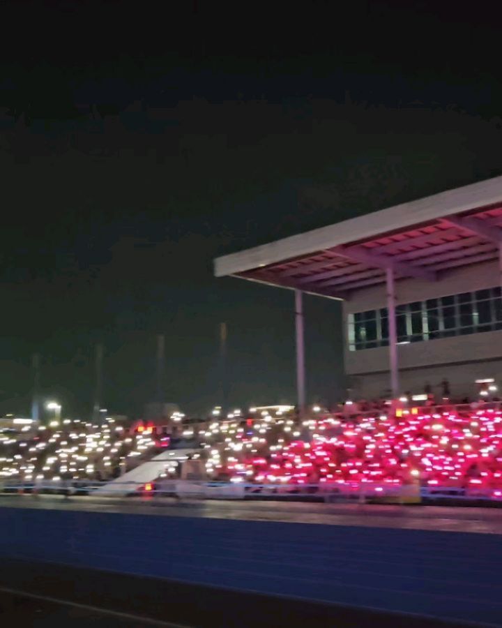 큰무대 무사히 미션완료♡

이은미,최정원,손준호,김소현...
너무멋있고 좋아하는 선생님들과 한무대에 서있다는것자체가
큰감동😍

jellybam16

#뮤직인더하남페스티벌 #뮤직人더하남2024 #연합합창단 #2만명관객석 #소녀국악단 #다시만난세계 #dremers #이은미라이브 #같은무대에서 #영광입니다🙏
