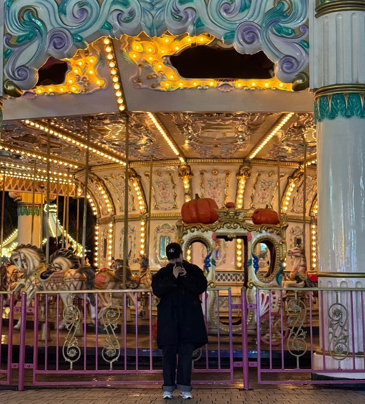 이월드 - 🎠 (전 뭘 찍고 있을까욤?)