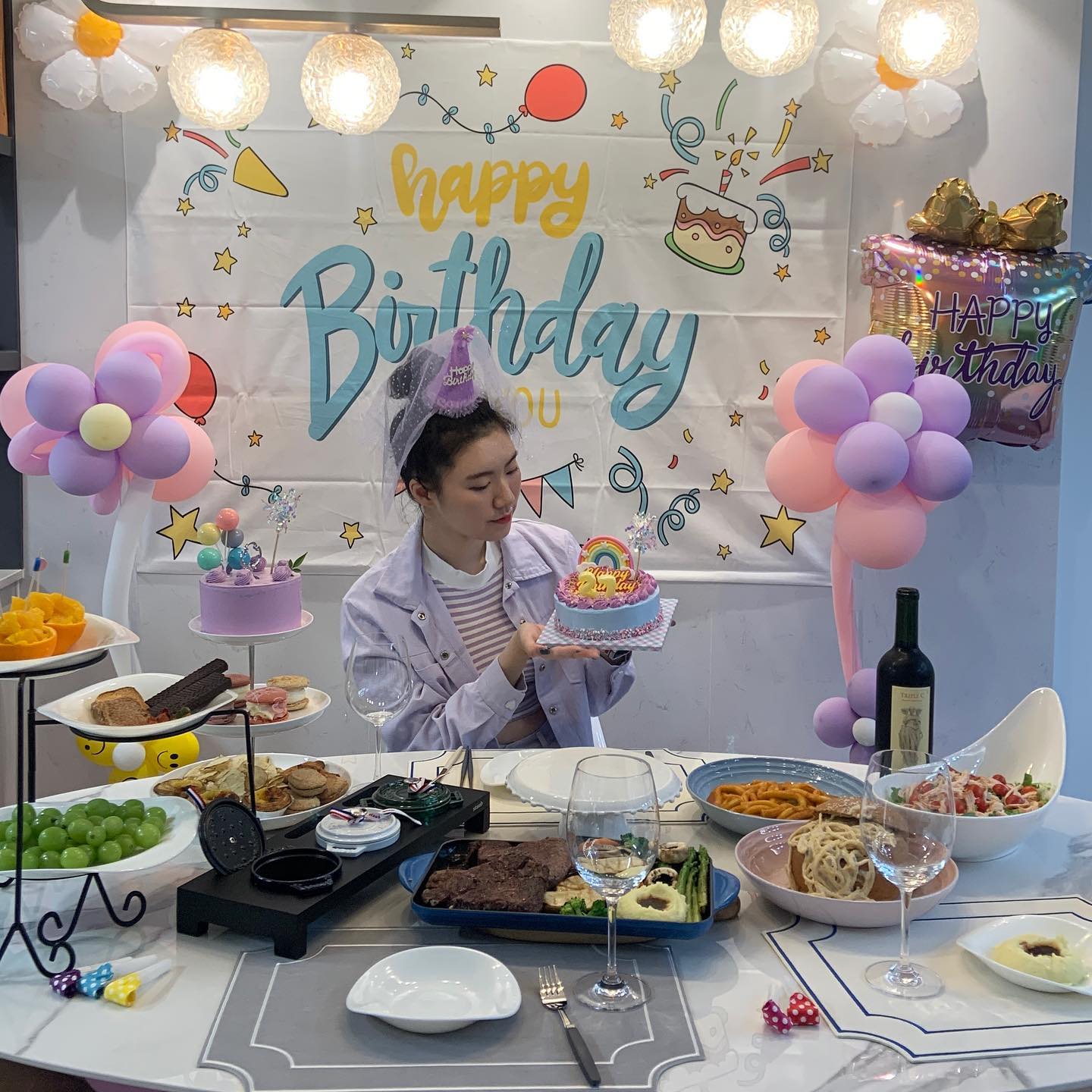 덕분에 행복했던 일주일 🎂💐
.
두번째 27살 생일을 축하해주셔서 
감사합니댜아 ❣️

#생일기록 #27살생일 #hbd❤️