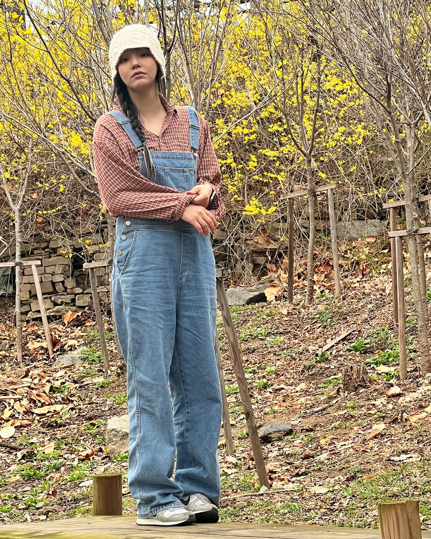 난 꾸러기 같은 till.idie_official 멜방바지 🤓🤓
24SS 봄 나들이 원피스랑 가디건이 잔뜩!
데일리템 구경가세요😝

2/29~ 4/11 신세계강담, 더현대 팝업 ing,,,

till.idie_official #틸아이다이 #디자이너브랜드 #틸아이다이24SS #출근룩 #여자데일리룩 #신세계강남 #더현대29팝업