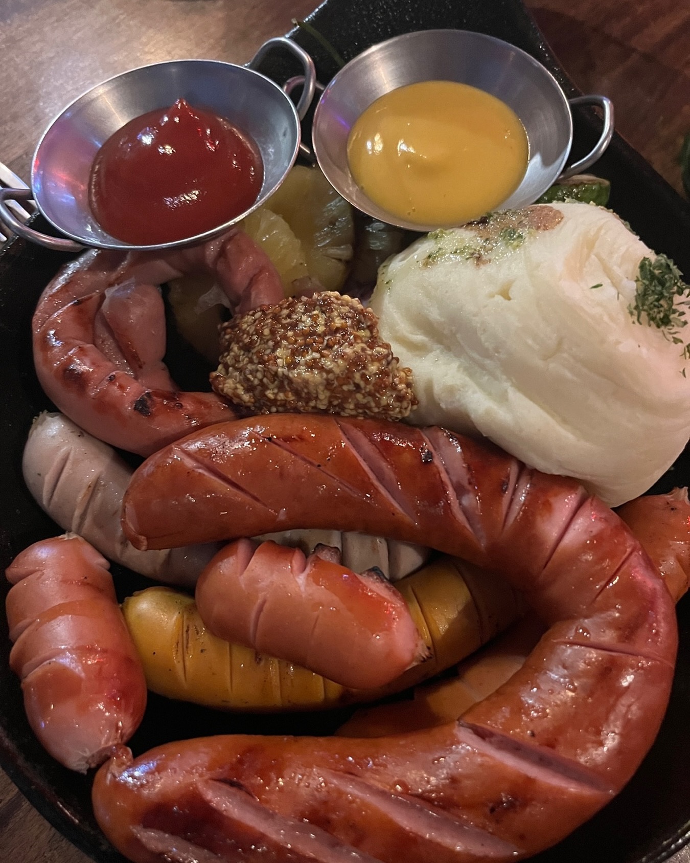 한잔을!!!시작해보지 헿:)
#일상 #소통 #맞팔해요 #서이추 #서이추환영 #대한민국 #부산 #해운대 #광안리 #남포동 #서면 #맛집 #럽스타그램 #데이트 #맛집추천 #부산맛집추천 #좋아요 #데일리 #셀카 #셀기꾼 #셀피 #얼스타그램 #daily #술스타그램 #선팔하면맞팔 #먹스타그램 #뷰티스타그램