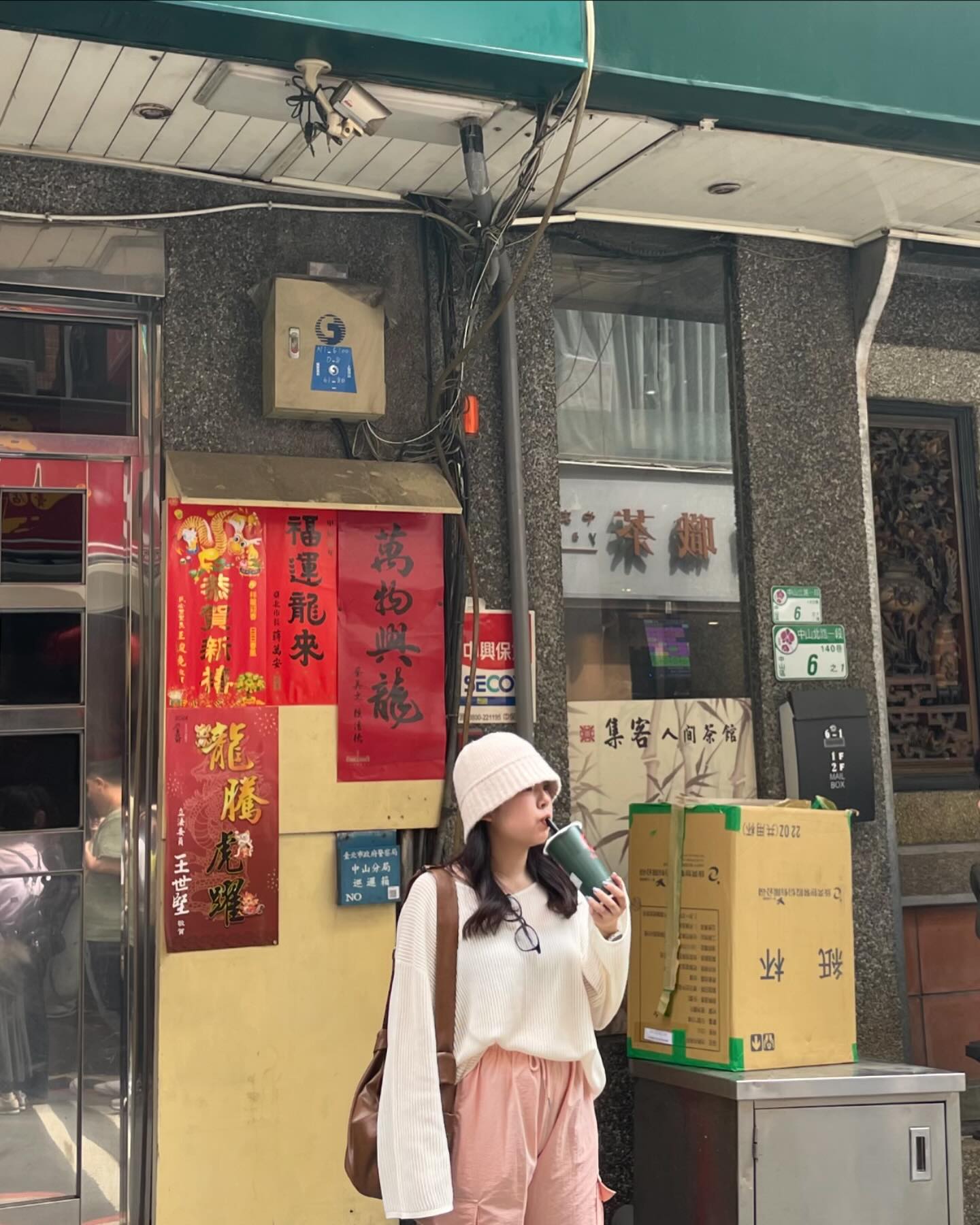 해외로 슝슝 떠날래~~✈️

台湾人2人(?)とする観光は心強かったなぁ爆
#福大蒸餃館 #淡水 #士林夜市 #oolongteaproject