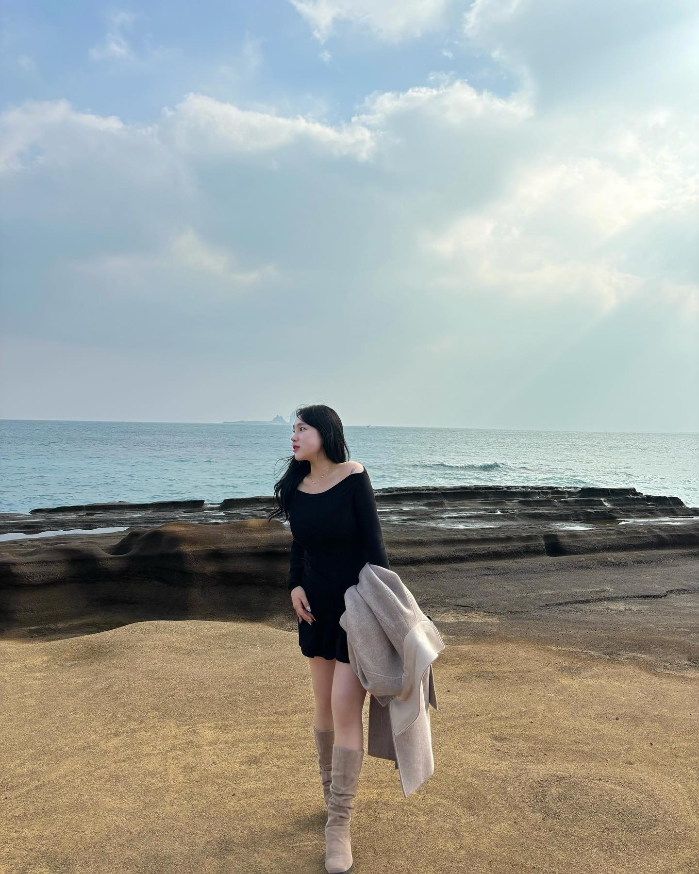 🌊🌊☀️🐚👙