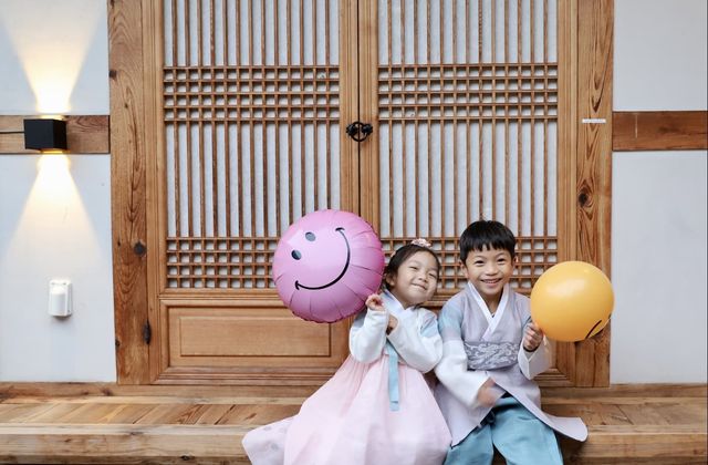 이종건 on Instagram: "#찬솔가족 #한옥스테이 #세종마을

서울한복판 광화문근처에 이런 집이? 호텔보다 좋음ㄷㄷ"