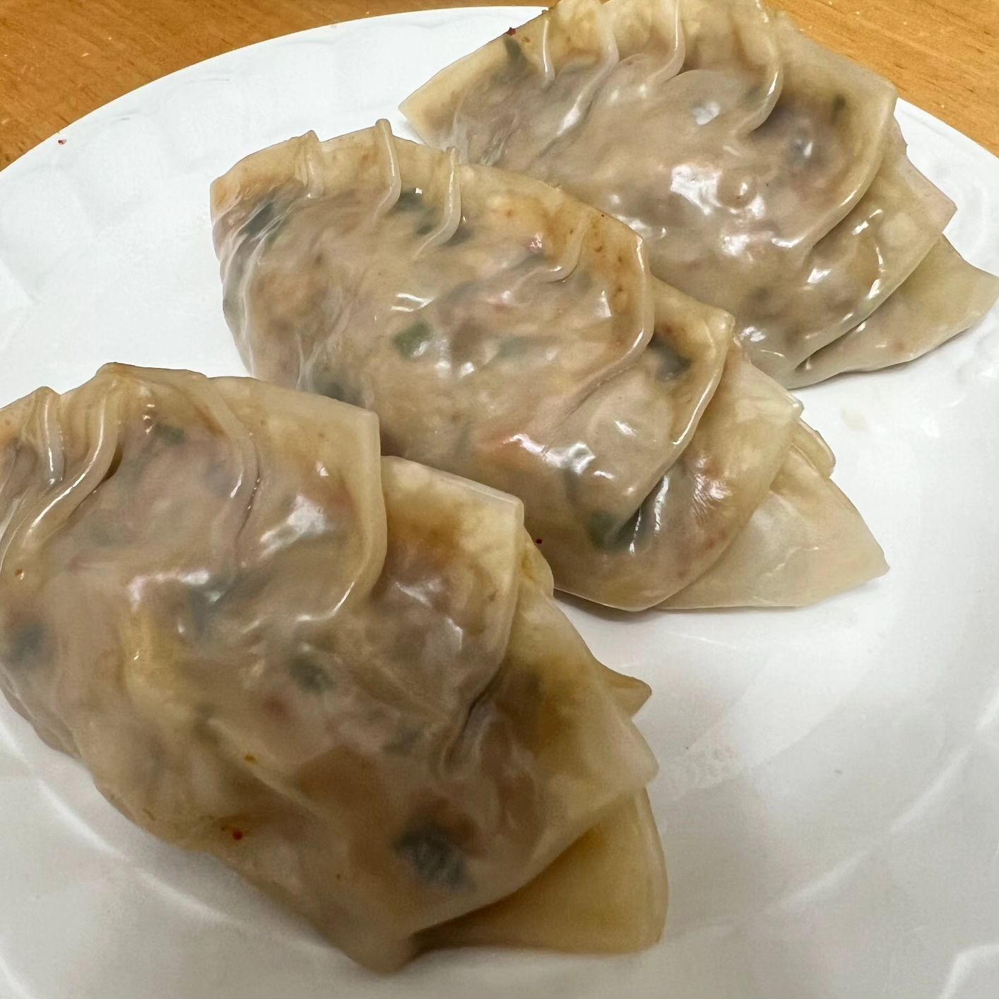 엄마랑 동생표 손만두..
역쉬 집만두가 맛잇쪄잉.

#새해복많이받으세요🙇 #집만두🥟 #손만두🥟 #만두는사랑입니다 #김치만두 #맛잇다그램 #살이통통올랐네 #피곤쩔어😱 #삭신이쑤신다 #입맛은살아있다 #ㅋㅋㅋㅋ