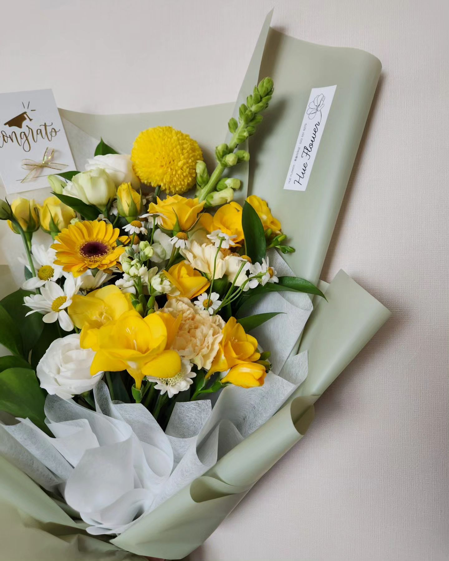 너를위해 준비한 나의 선물 💐
늘 응월할게 🥰

#꽃선물 #꽃다발 #꽃스타그램 #제천꽃집추천 #제천꽃 #휴플라워 #꽃다발예쁜꽃집 #협찬아님 #내돈내산💸 
#맞팔선팔 #협찬환영